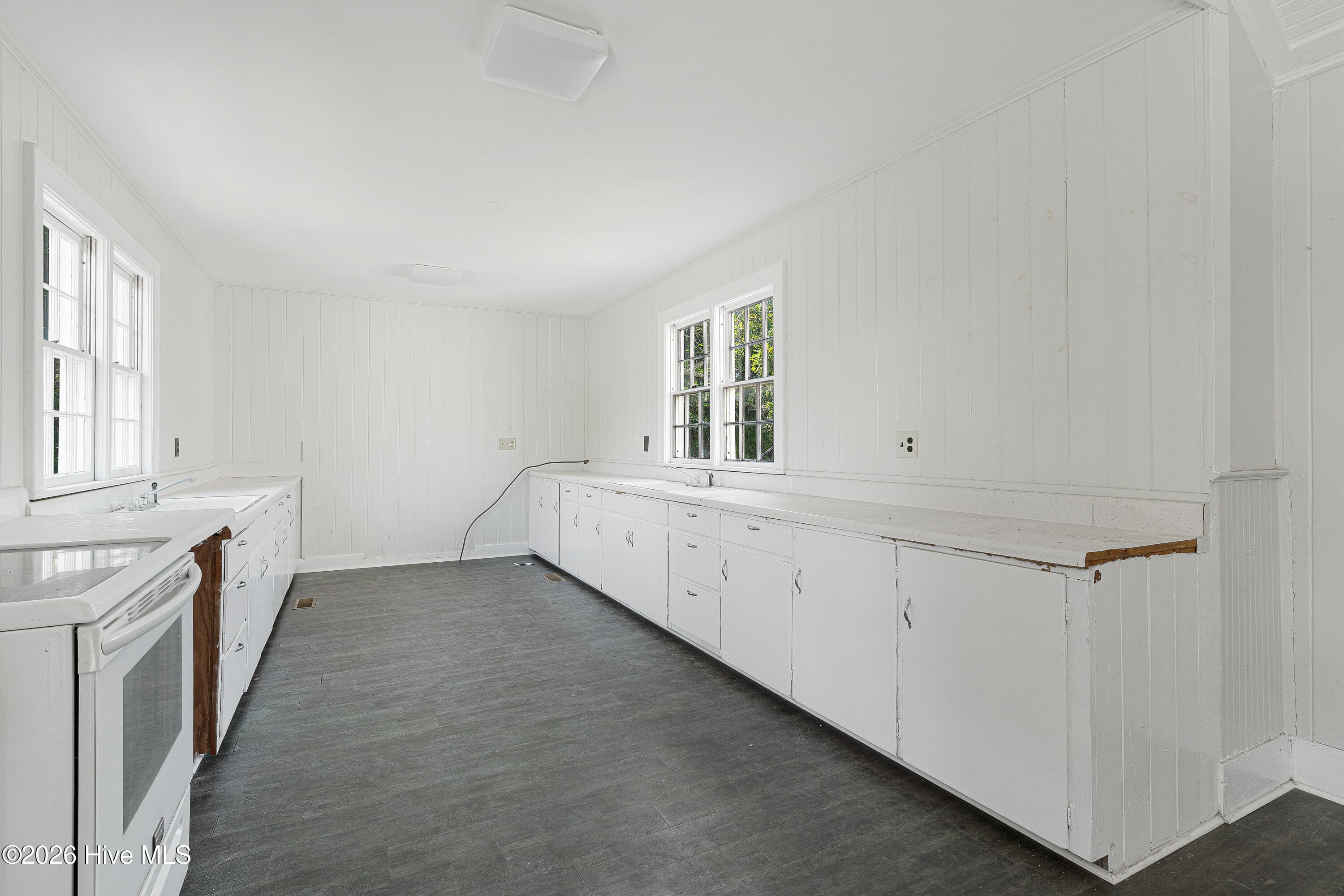 Single Family Residence at 204 Turner Street, Beaufort, NC 28516, photo 13 of 47