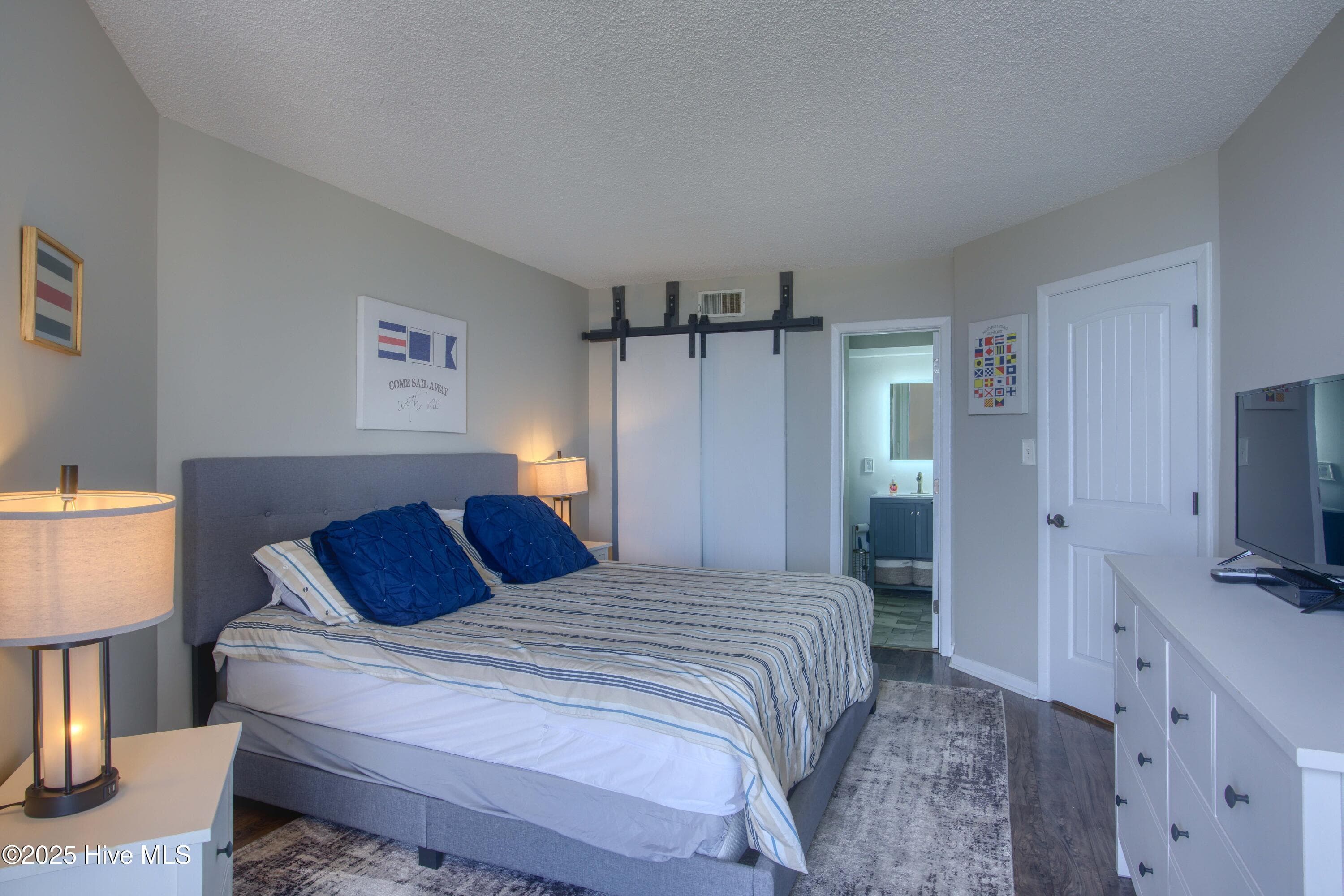 Condominium at 2000 New River Inlet Road Unit 3313, North Topsail Beach, NC 28460, photo 18 of 38