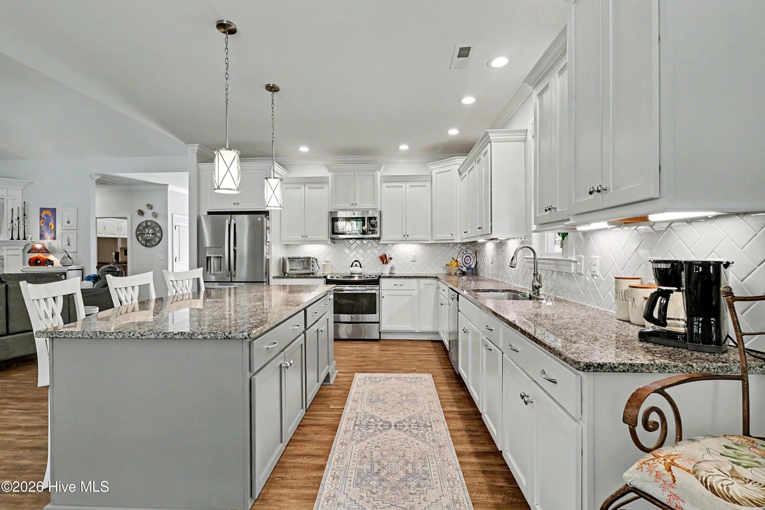 Single Family Residence at 207 Westminster Way, Hampstead, NC 28443, photo 11 of 44