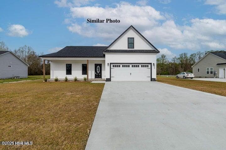 000 Thouroughbred Run, Richlands, NC 28574