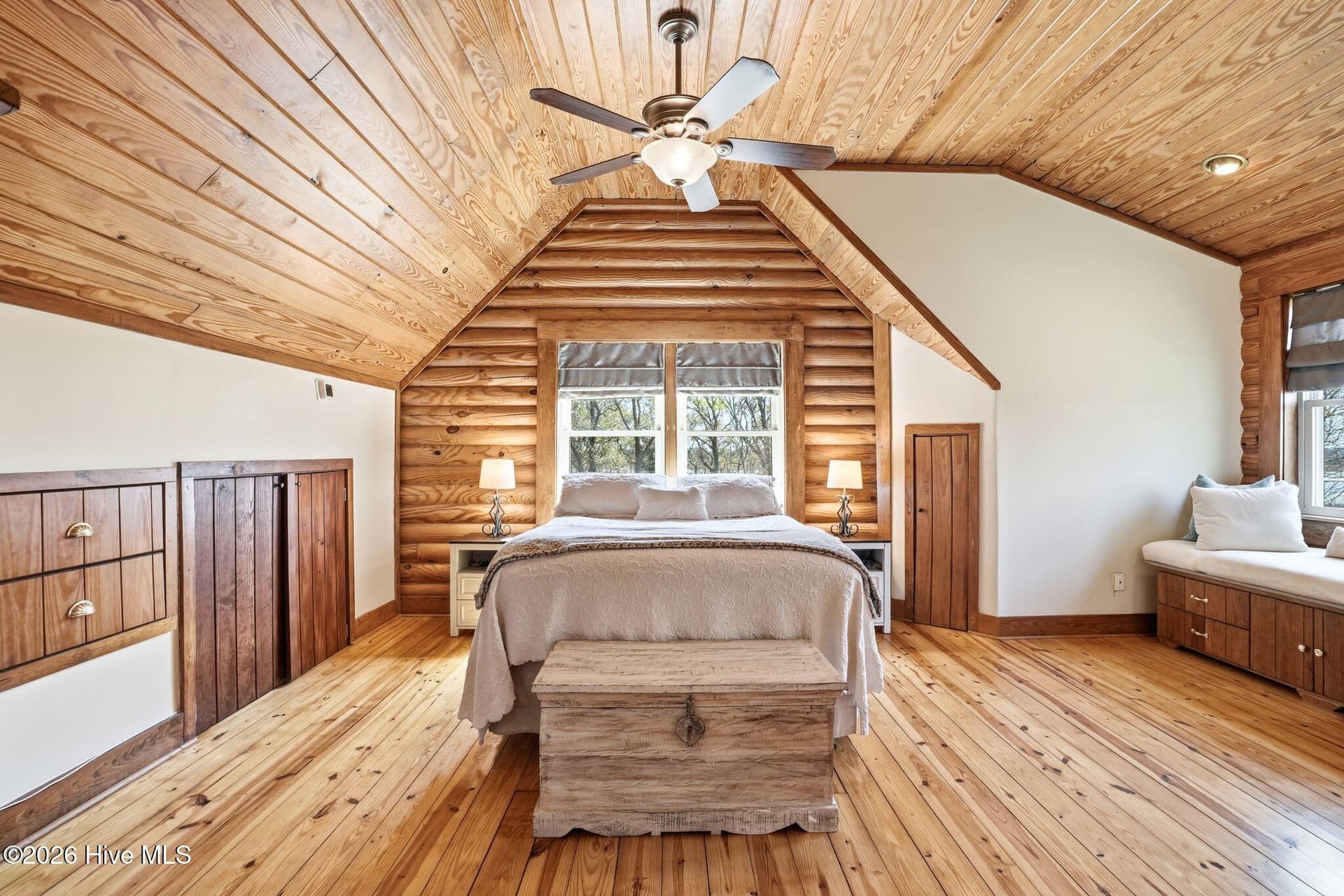 Single Family Residence at 3820 Windy Point Road SW, Supply, NC 28462, photo 5 of 9