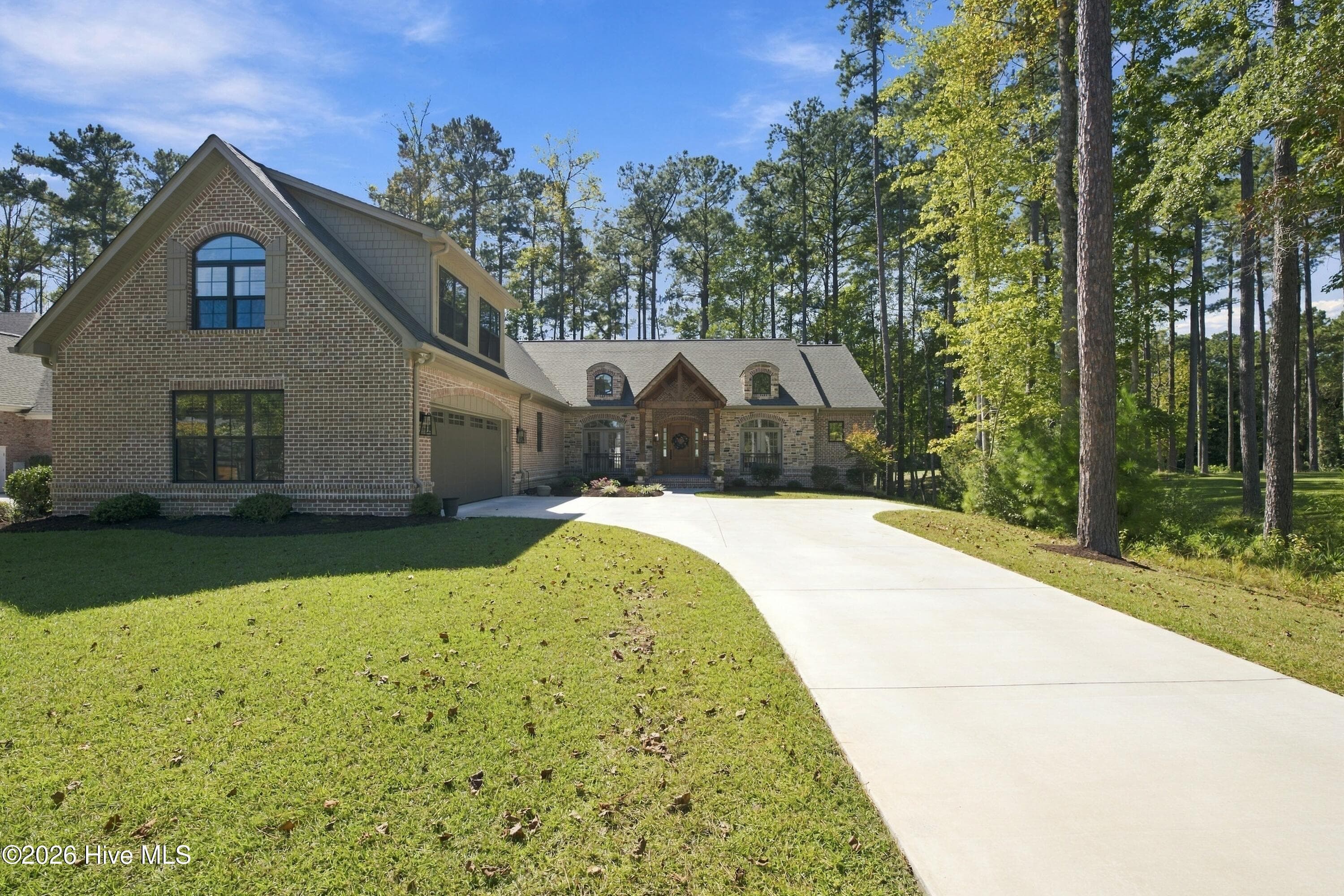 Single Family Residence at 4557 Moss Bend, New Bern, NC 28562, photo 7 of 57