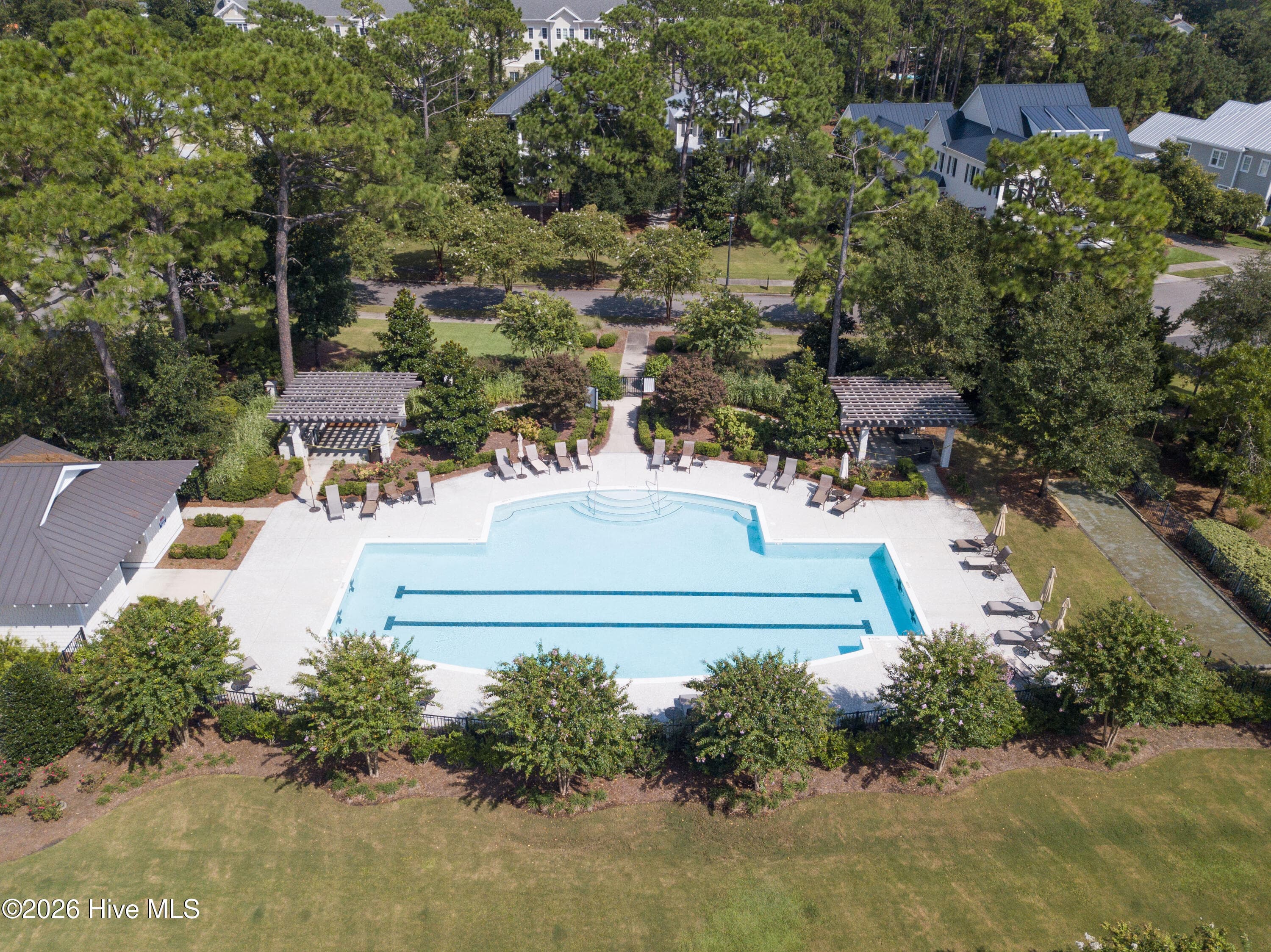 Single Family Residence at 5304 Hanahan Drive, Wilmington, NC 28403, photo 20 of 134