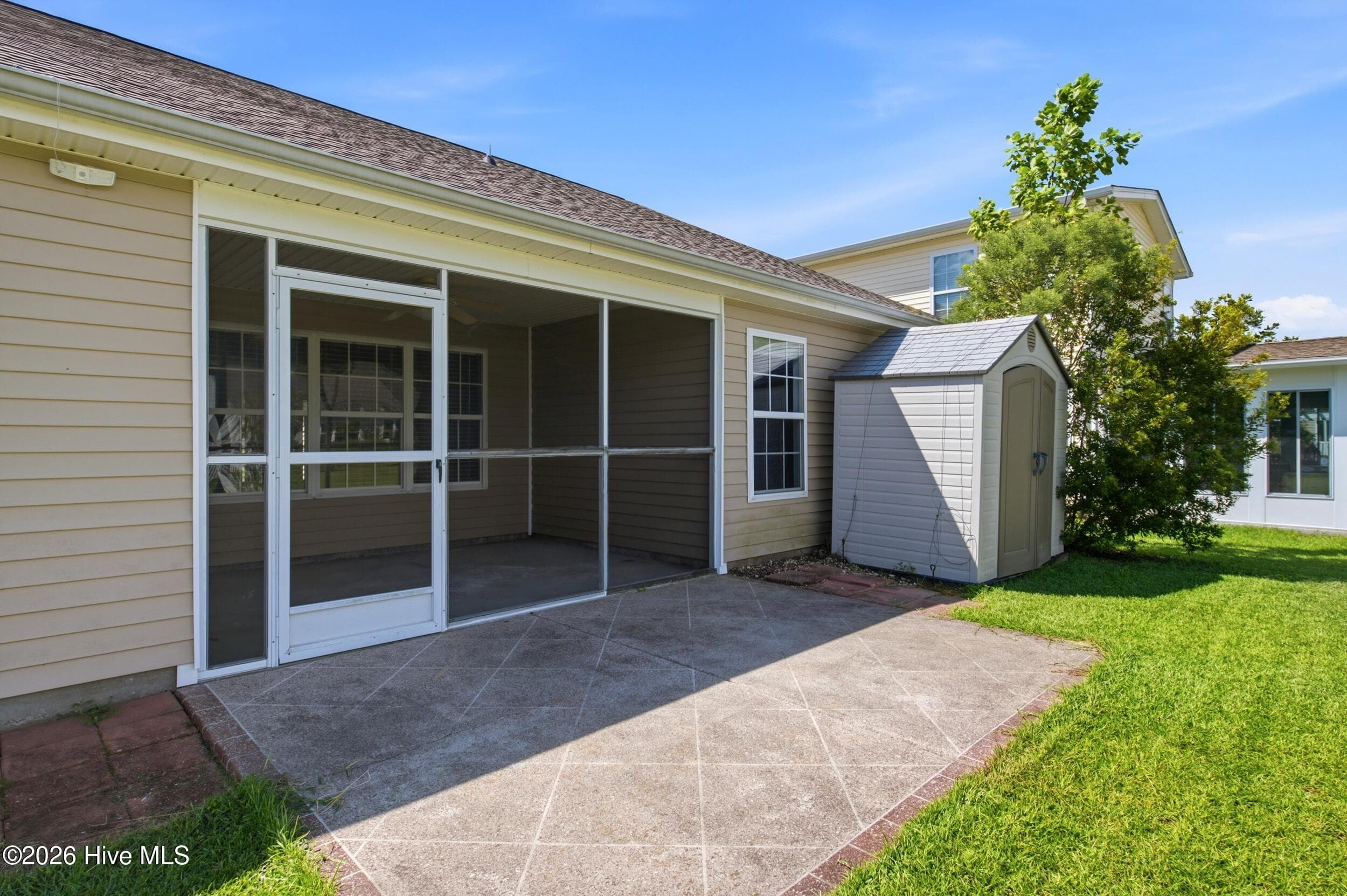 Single Family Residence at 122 Planters Row Lane, Calabash, NC 28467, photo 32 of 51