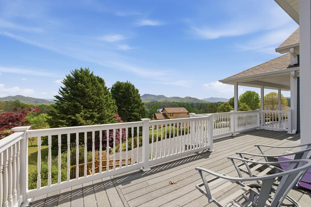 Single Family Residence at 1526 Cedar View Lane, Hiawassee, GA 30546, photo 53 of 75