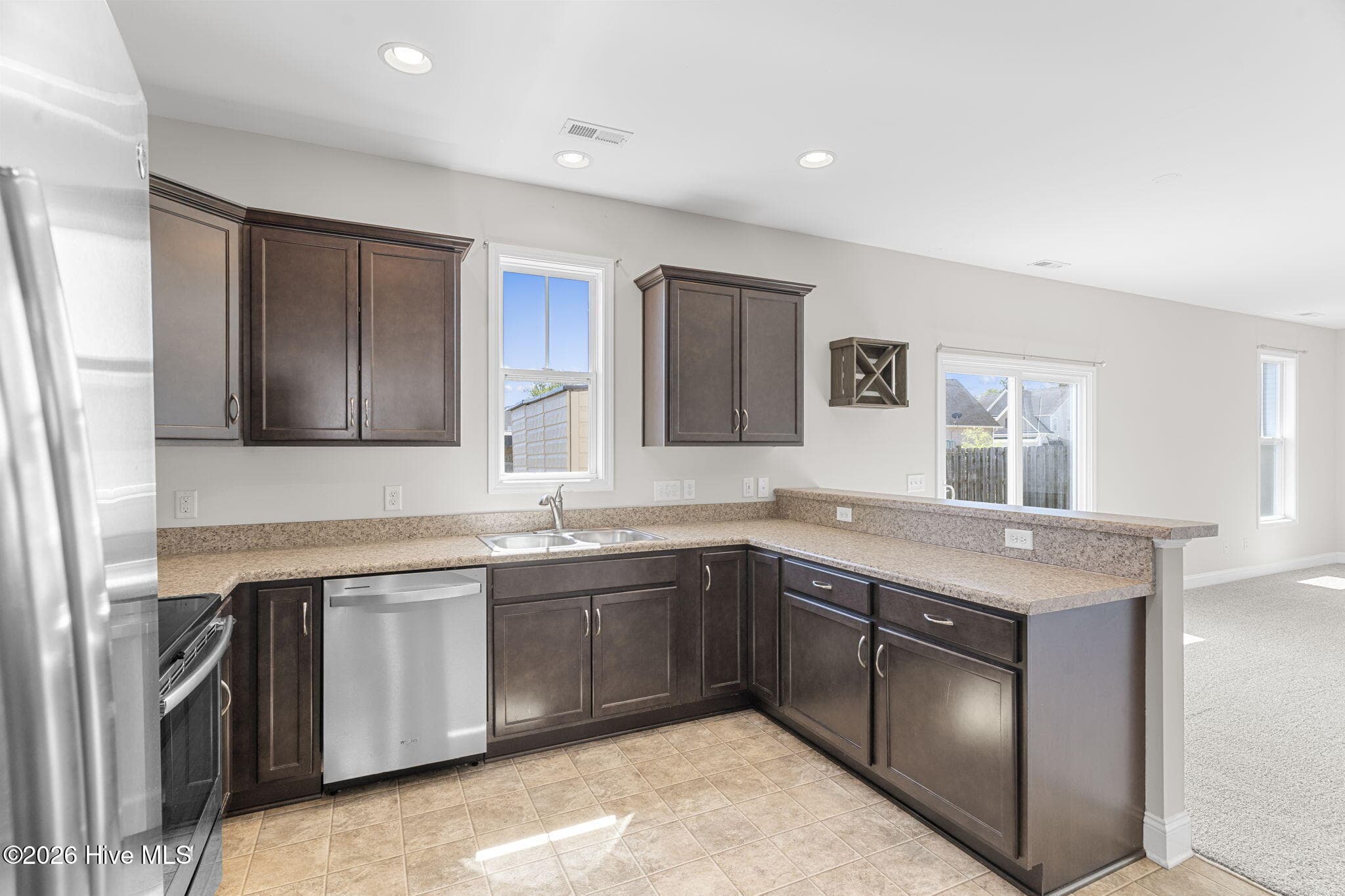 Single Family Residence at 8037 Footpath Road, Leland, NC 28451, photo 11 of 43
