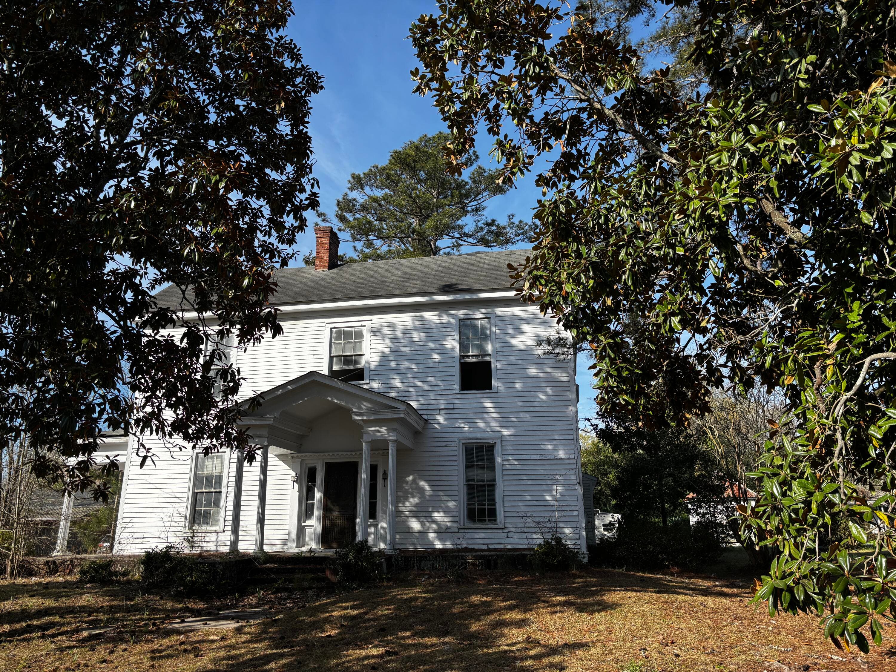 Single Family Residence at 301 Cleveland Street, Thomson, GA 30824, photo 2 of 14