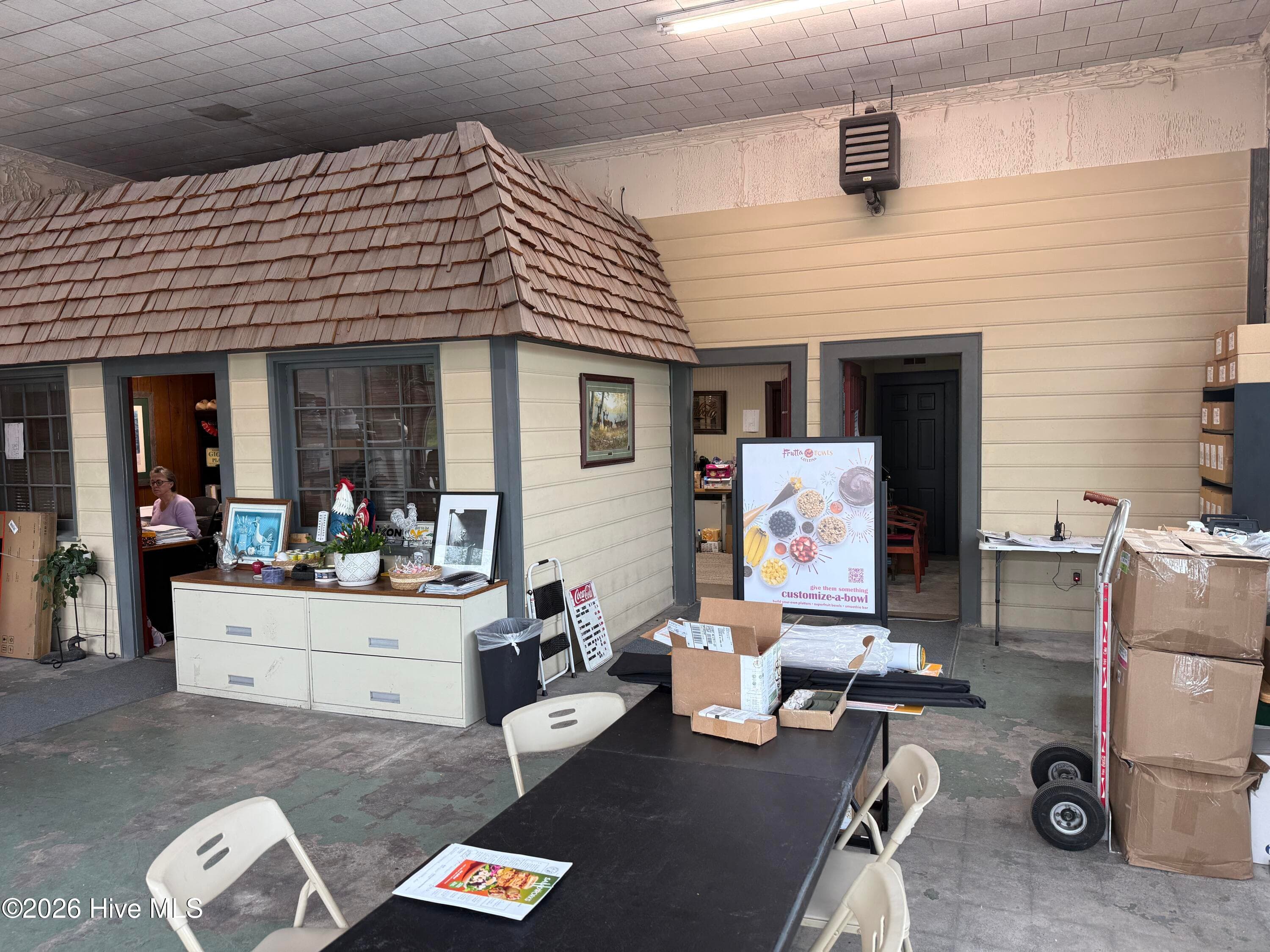 Commercial Sale at 424 Hackney Avenue, Washington, NC 27889, photo 30 of 47