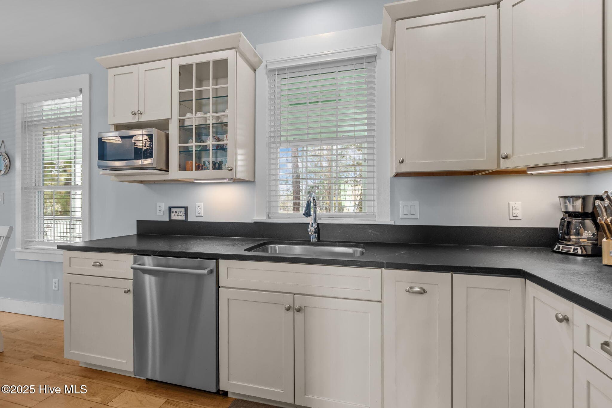 Single Family Residence at 320 Governor Safford Lane, Emerald Isle, NC 28594, photo 7 of 90