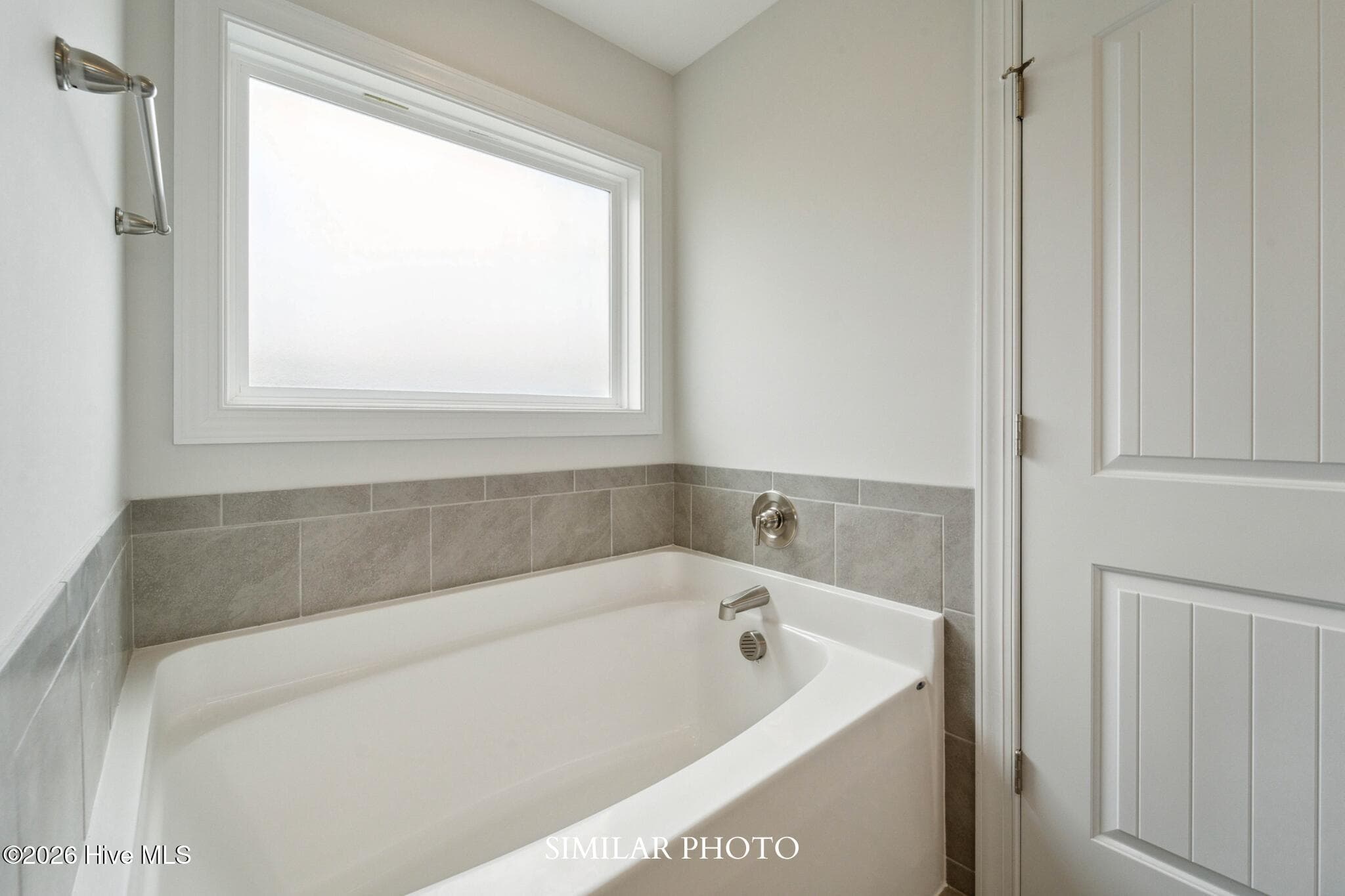 Single Family Residence at 725 Regiment Road, Jacksonville, NC 28546, photo 23 of 41