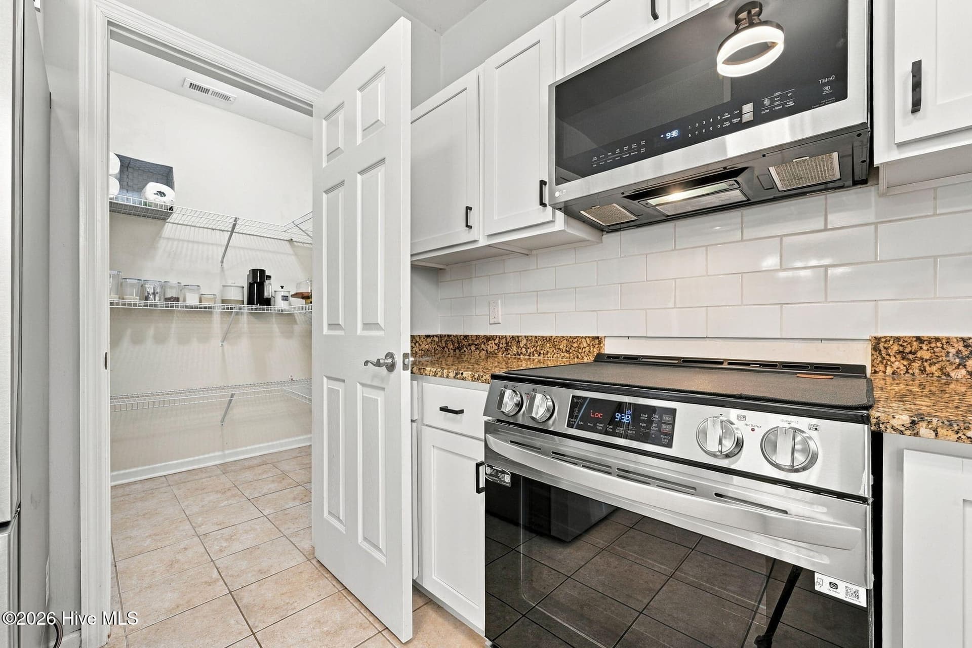Single Family Residence at 113 Borough Nest Drive, Swansboro, NC 28584, photo 14 of 49
