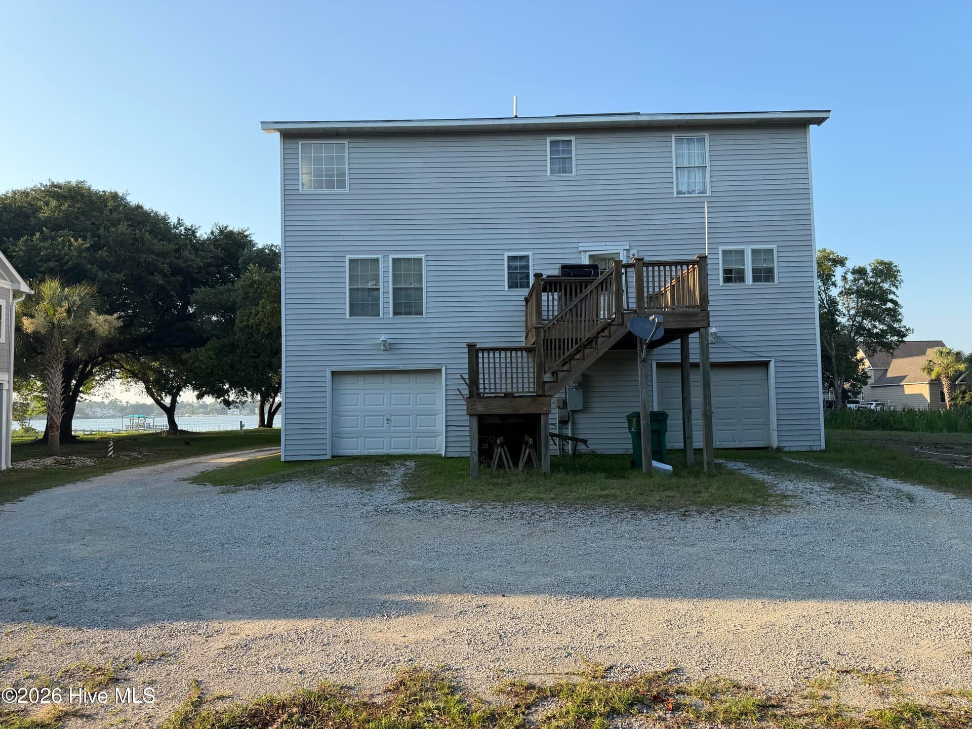Single Family Residence at 215 Shell Drive, Sneads Ferry, NC 28460, photo 3 of 4