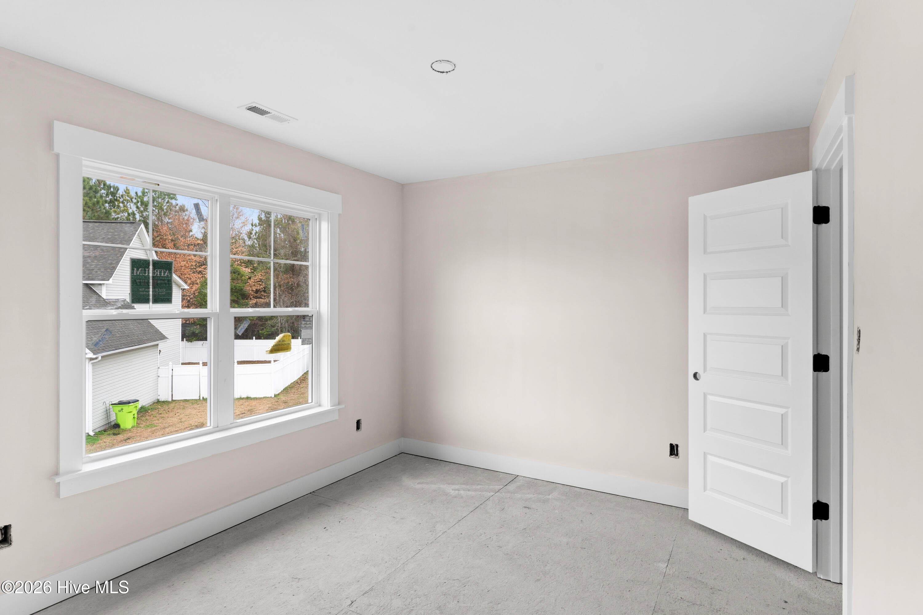 Single Family Residence at 400 Stone Hawk Lane, New Bern, NC 28560, photo 66 of 110