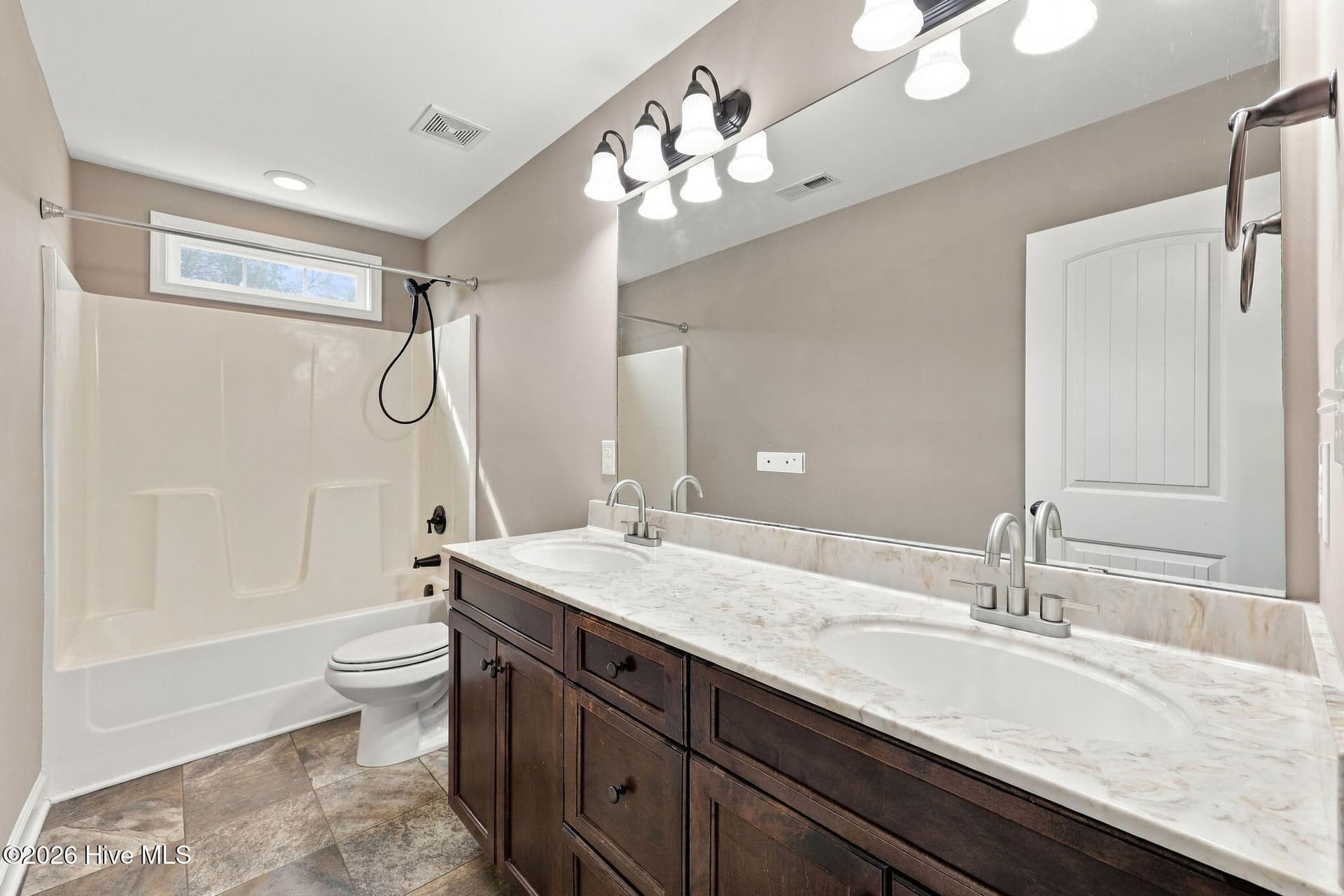 Single Family Residence at 402 Kinroff Drive, Hubert, NC 28539, photo 28 of 56