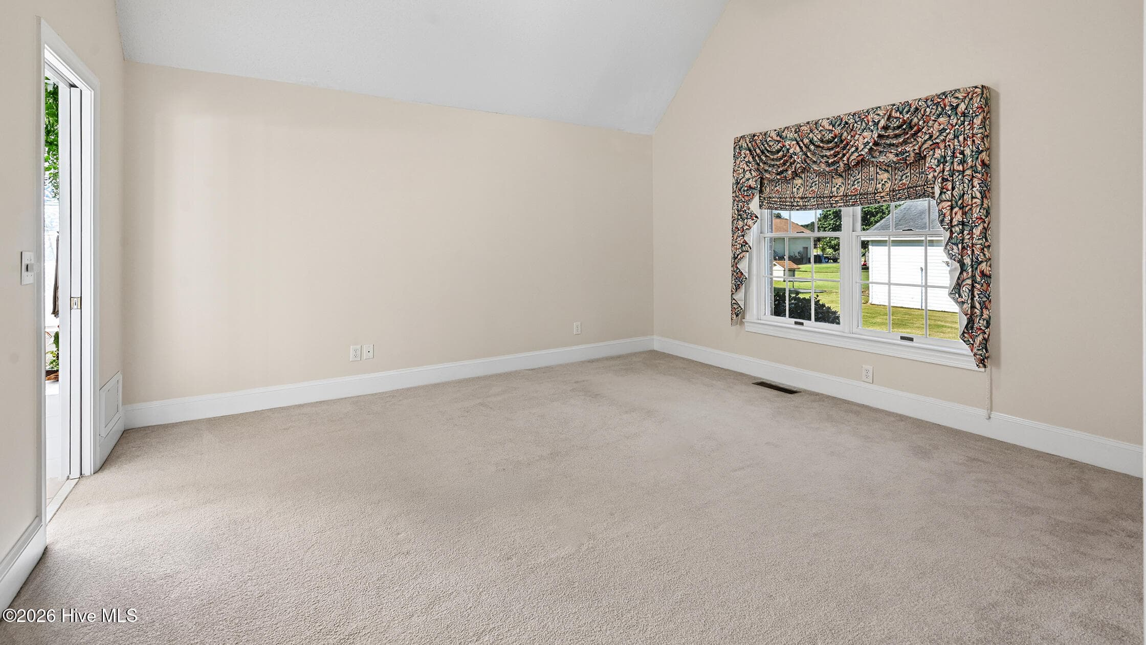 Single Family Residence at 944 Country Club Drive, Ayden, NC 28513, photo 37 of 61