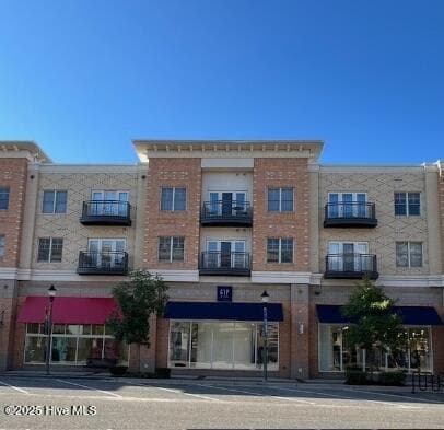 Condominium at 6832 Main Street Unit 224, Wilmington, NC 28405, photo 6 of 51