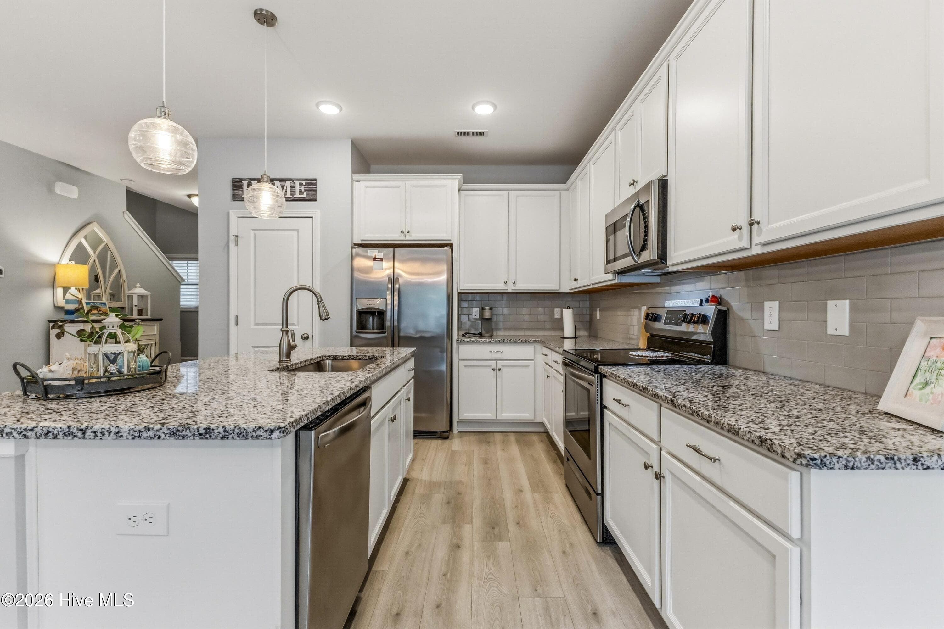 Townhouse at 1531 Grey Cliff, Wilmington, NC 28405, photo 15 of 32