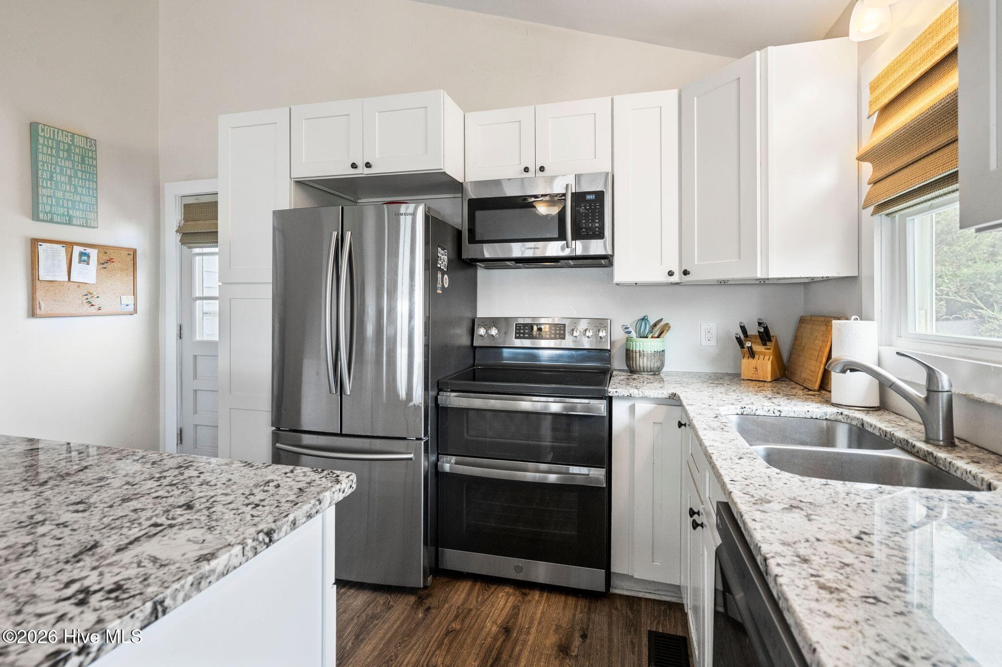 Granite, stainless and plenty of room for the margarita blender. - 129 S Anderson Boulevard A, Topsail Beach, NC 28445