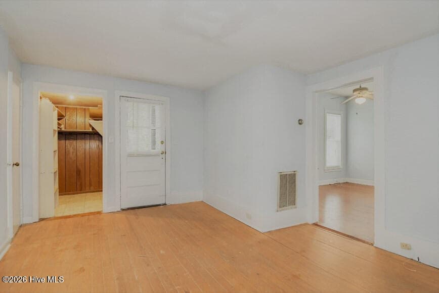 Triplex at 2220 Queens Way, Augusta, GA 30904, photo 12 of 12