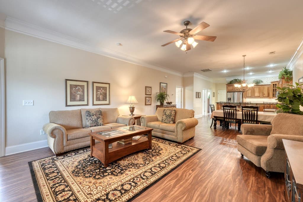 1647e Lakeview Drive, Young Harris, GA 30582