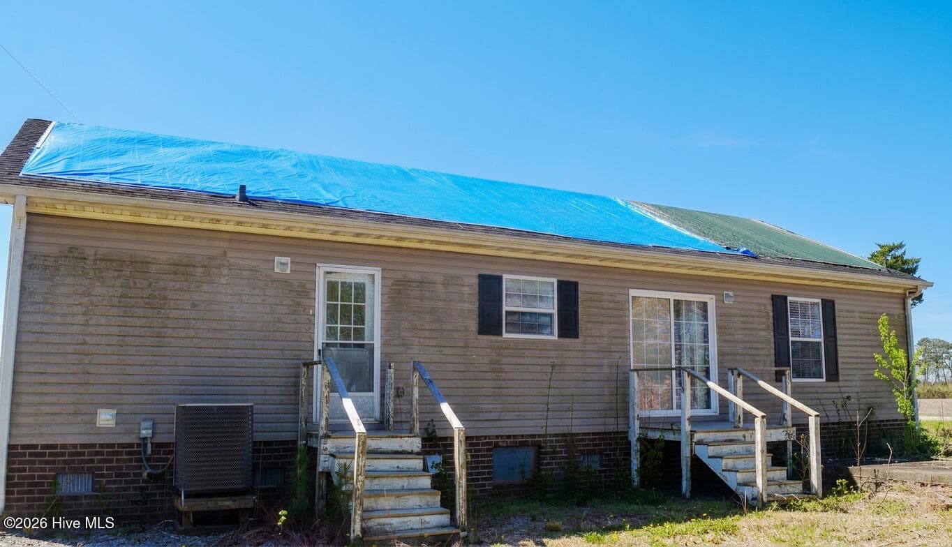 Rear - 21 Grape Vine Landing, Columbia, NC 27925