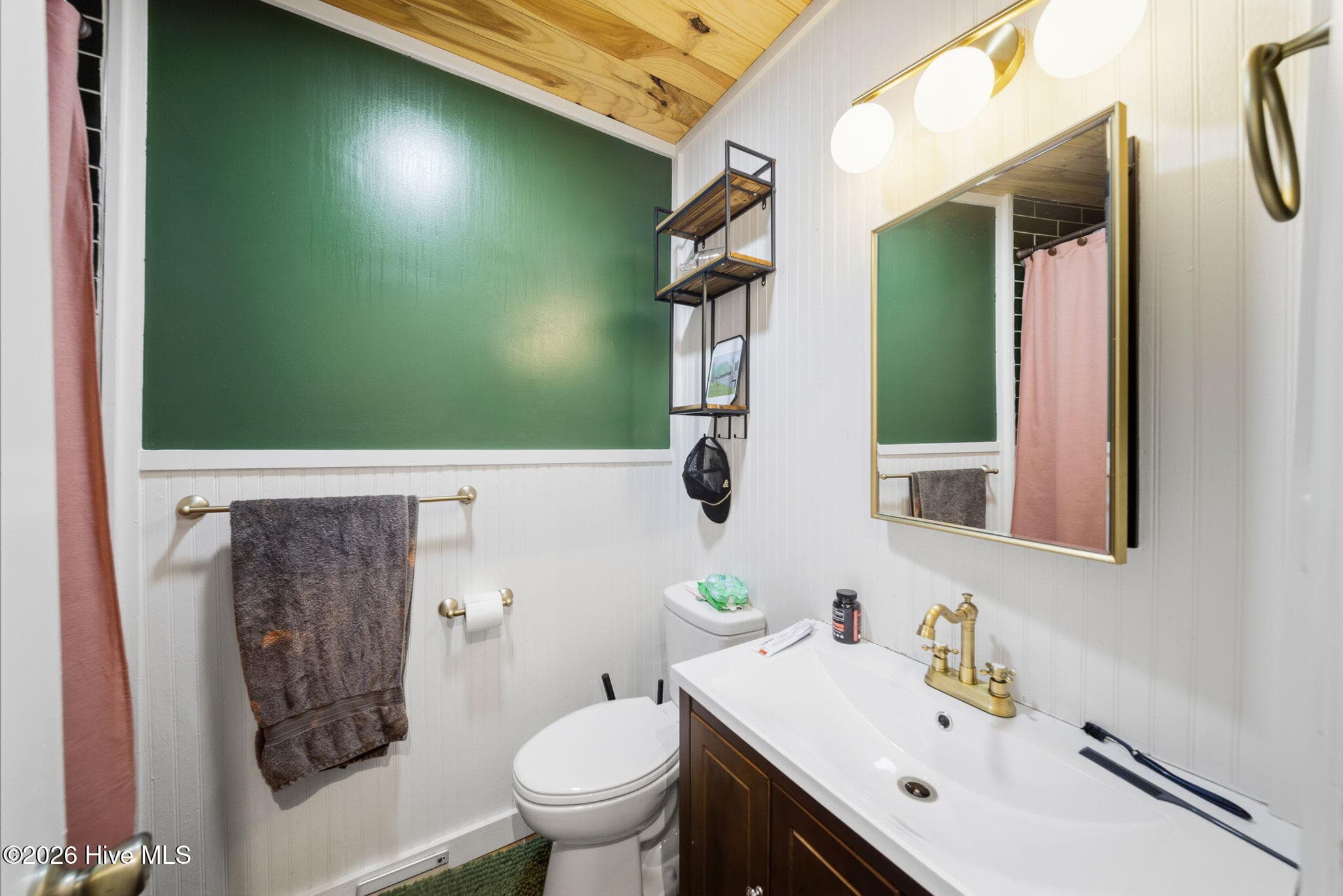 Triplex at 418 Campbell Street, Wilmington, NC 28401, photo 51 of 59
