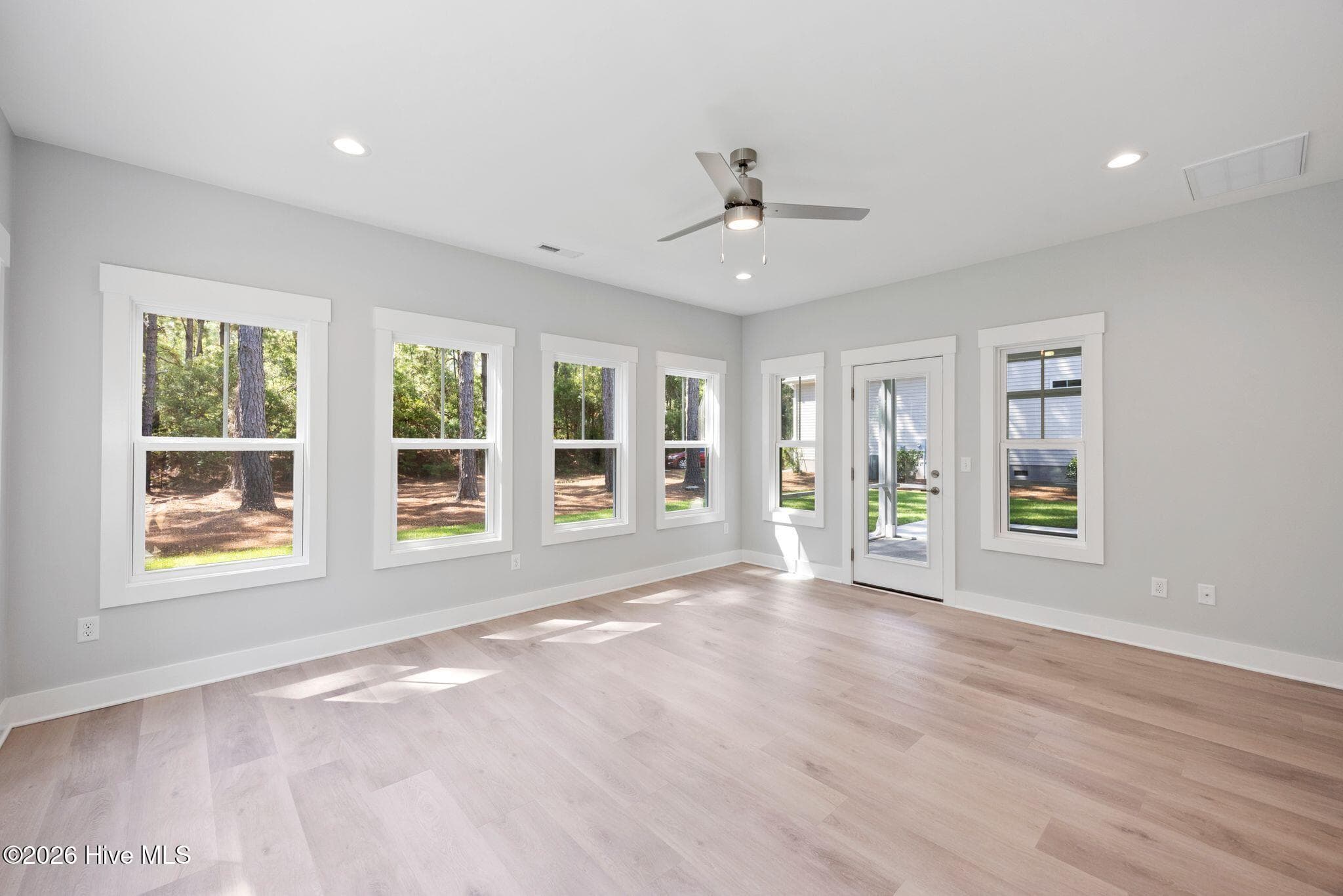 Single Family Residence at 4089 Country Garden Lane, Southport, NC 28461, photo 25 of 86