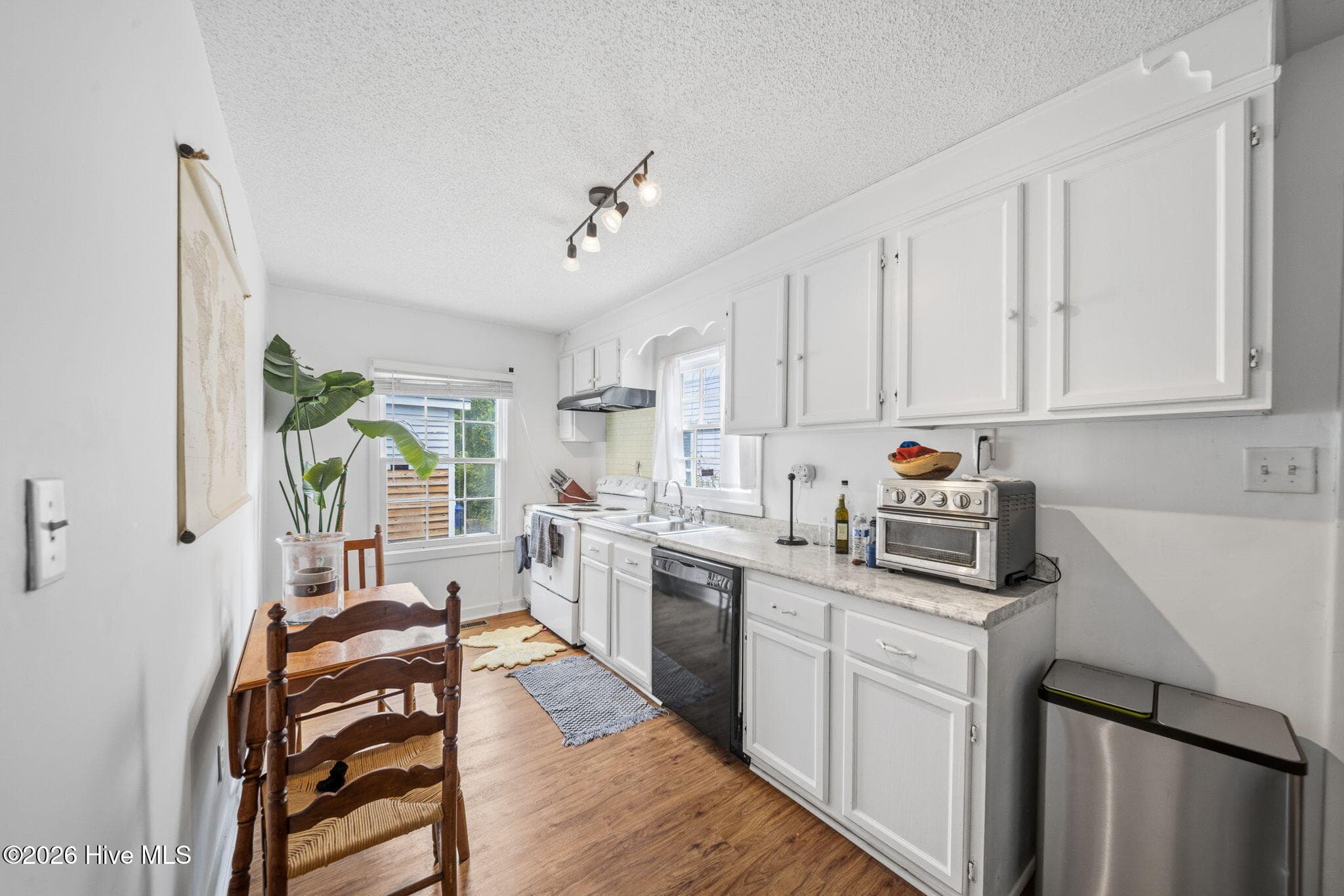 Triplex at 418 Campbell Street, Wilmington, NC 28401, photo 48 of 59