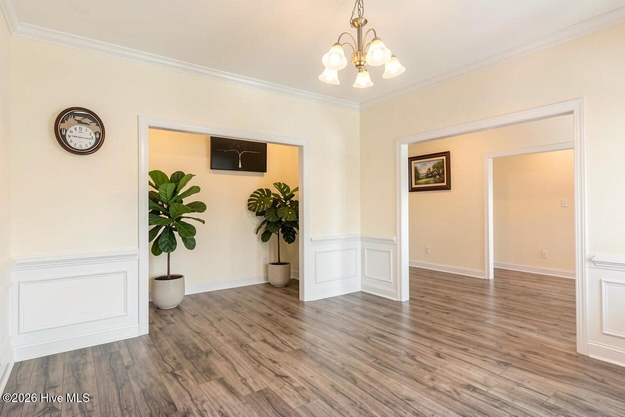 Single Family Residence at 2019 Tarpon Trail, New Bern, NC 28562, photo 5 of 96