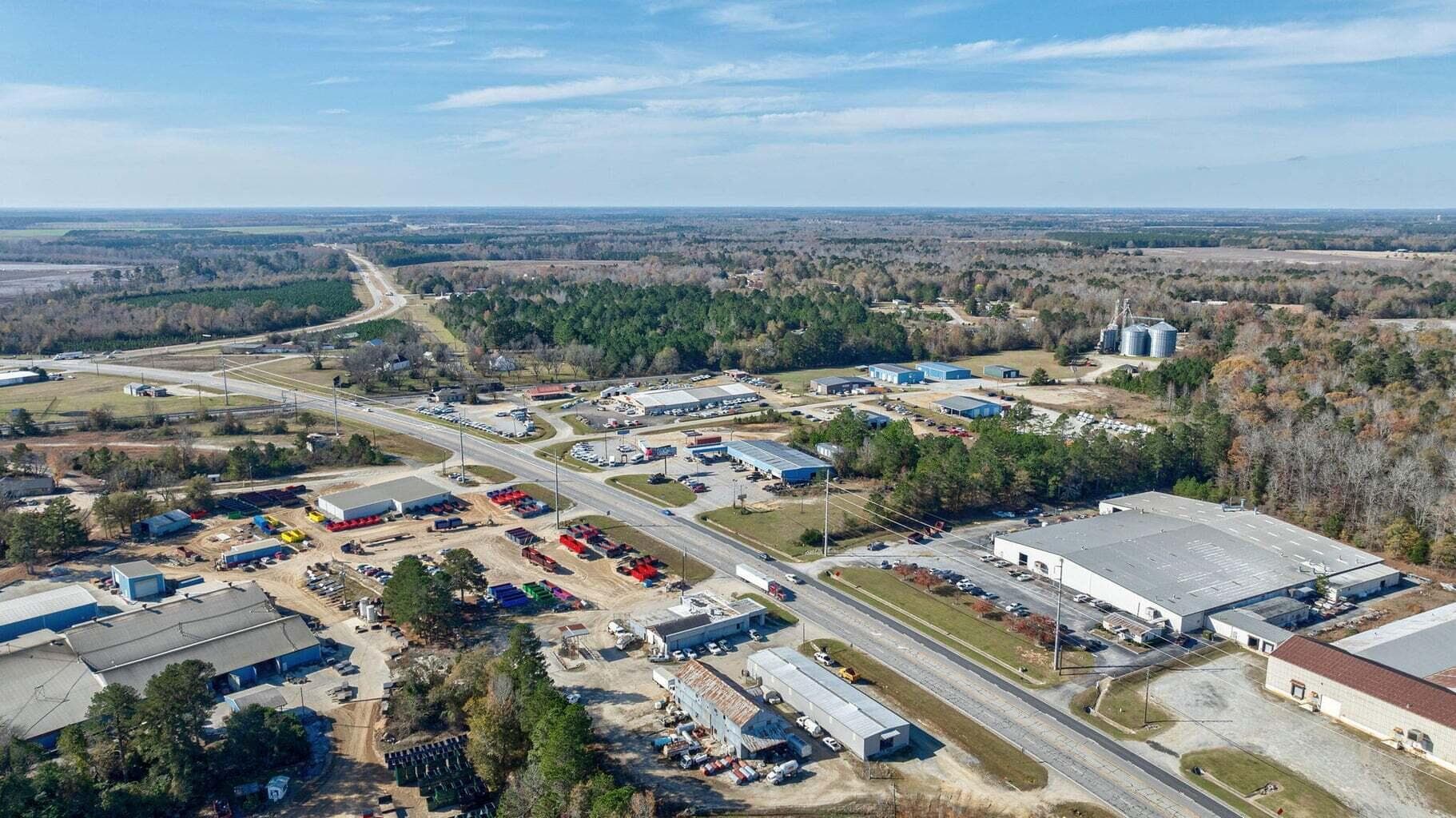 Warehouse at 608 S Main Street, Wrens, GA 30833, photo 6 of 10