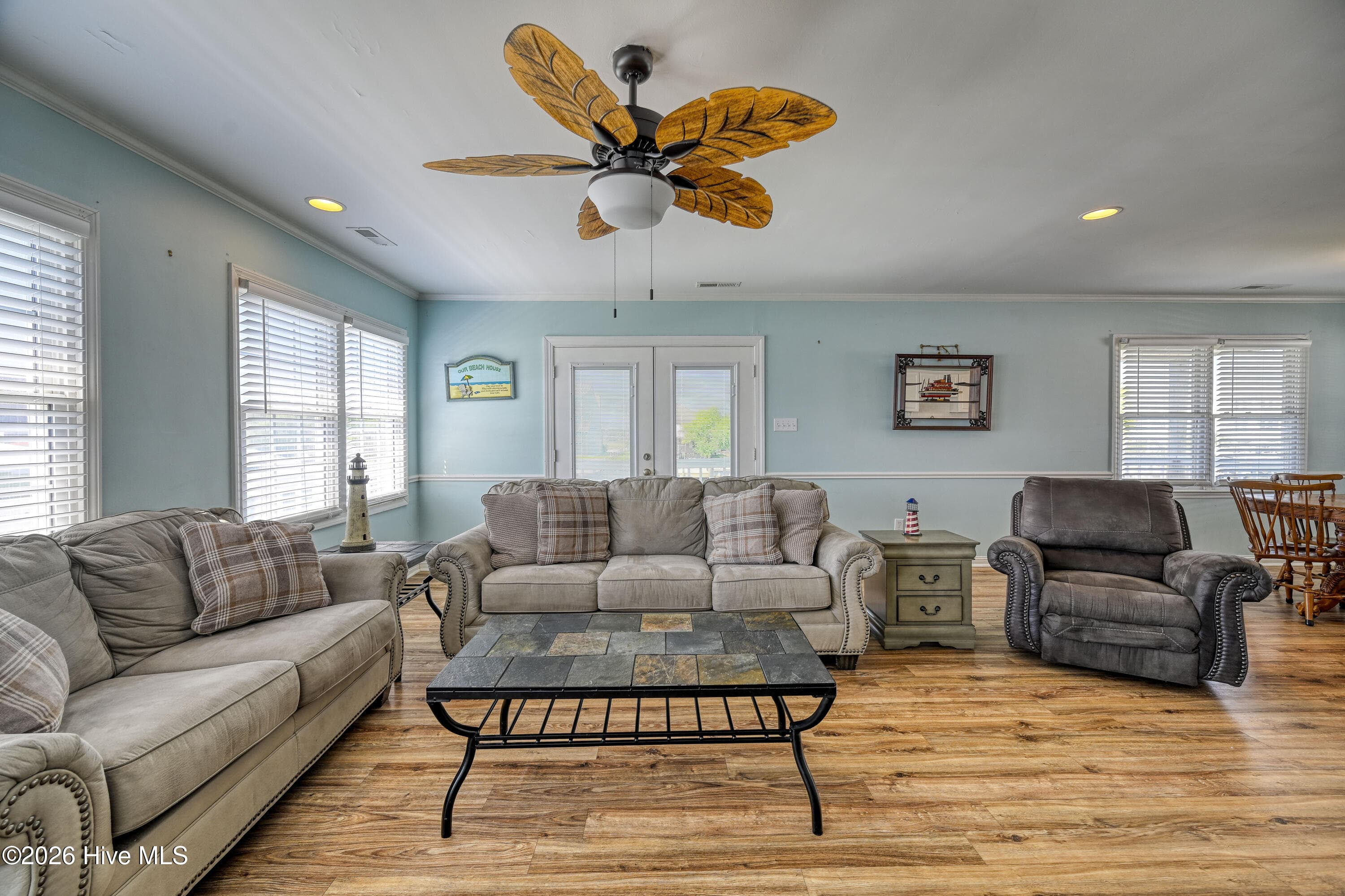 Single Family Residence at 1041 1st Street, Surf City, NC 28445, photo 2 of 3
