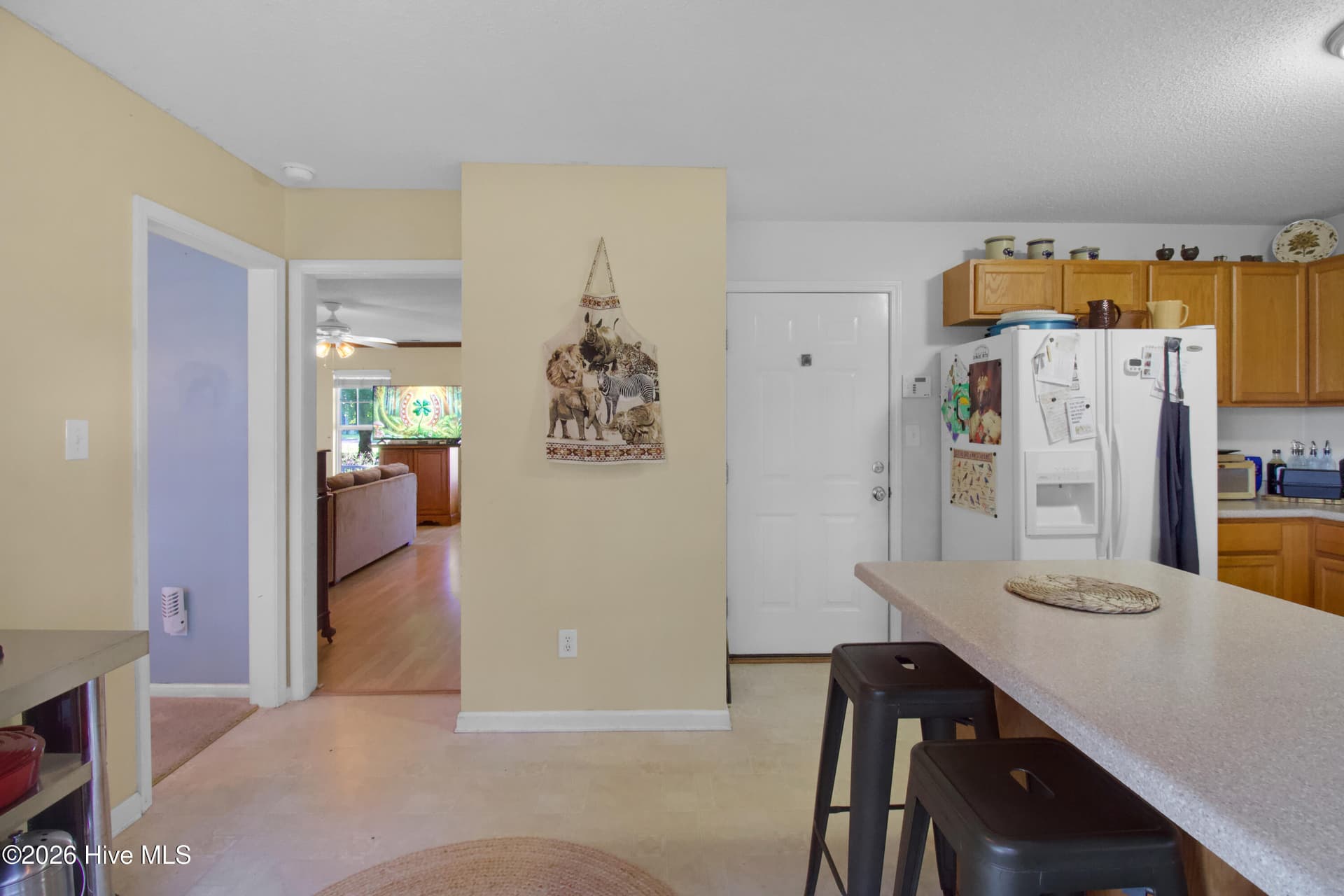 Single Family Residence at 206 Reef Lane, Richlands, NC 28574, photo 8 of 33