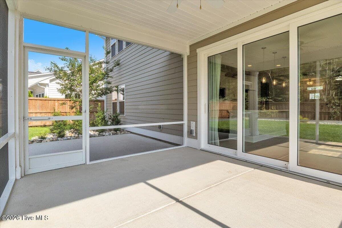 Single Family Residence at 504 Beaumont Oaks Drive, Wilmington, NC 28411, photo 54 of 83