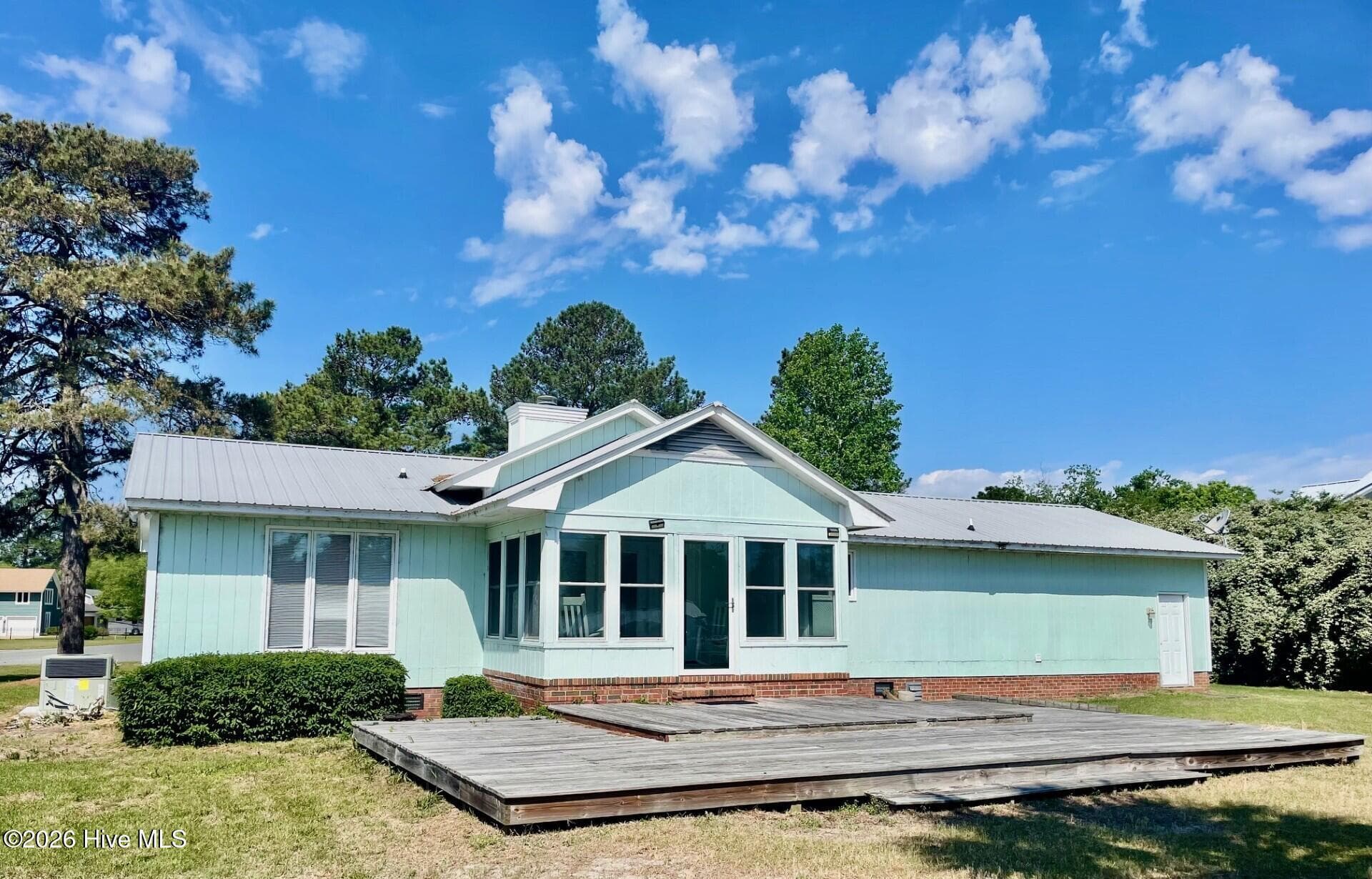 Single Family Residence at 12 Hawk Drive, Harrells, NC 28444, photo 2 of 18