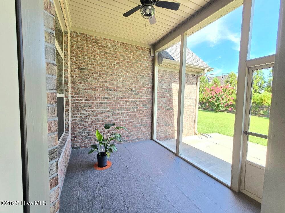 Screened back porch - 1404 Sunset Drive, Goldsboro, NC 27534