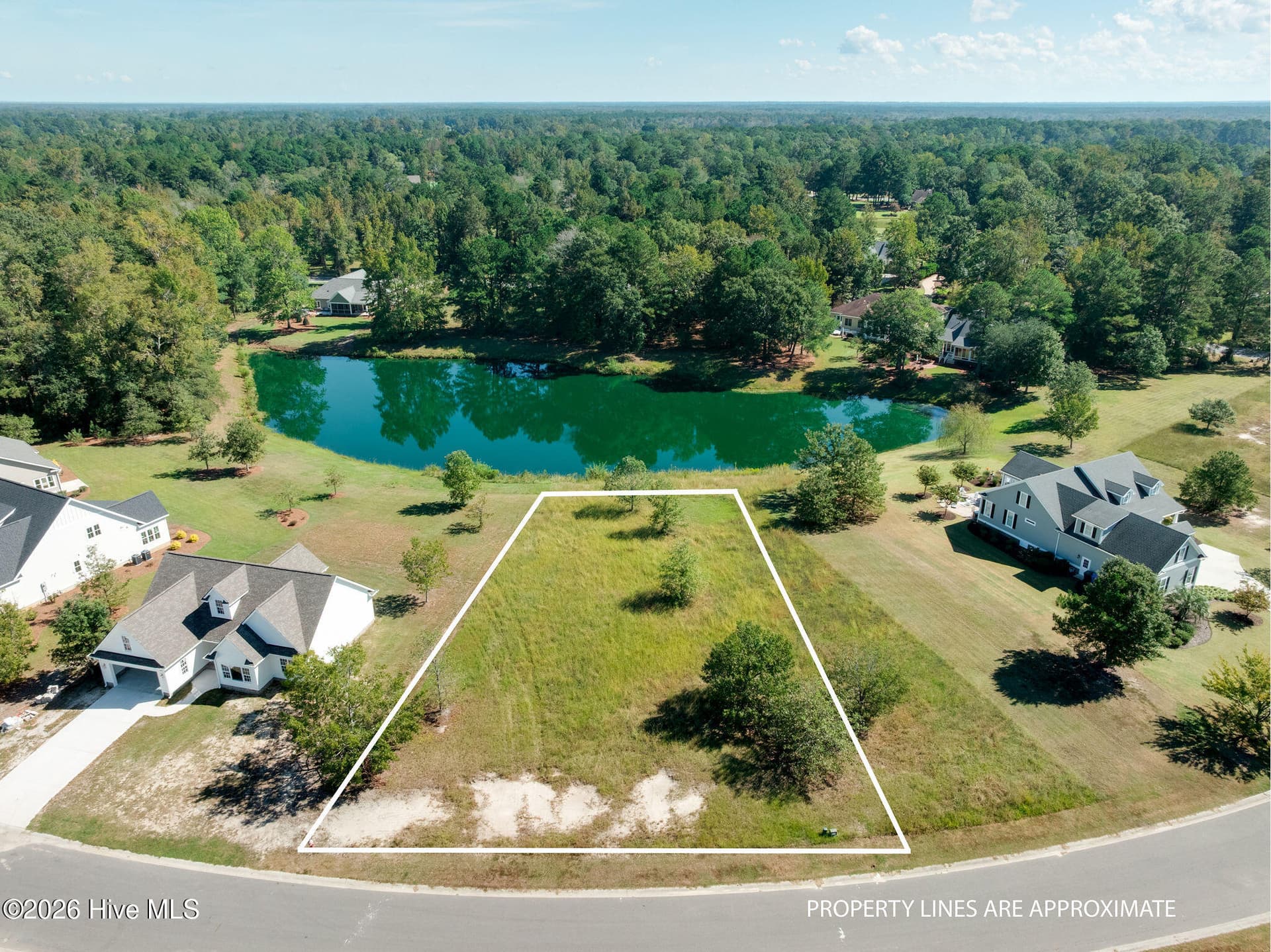 153 Sycamore Lakes Drive, Wallace, NC 28466