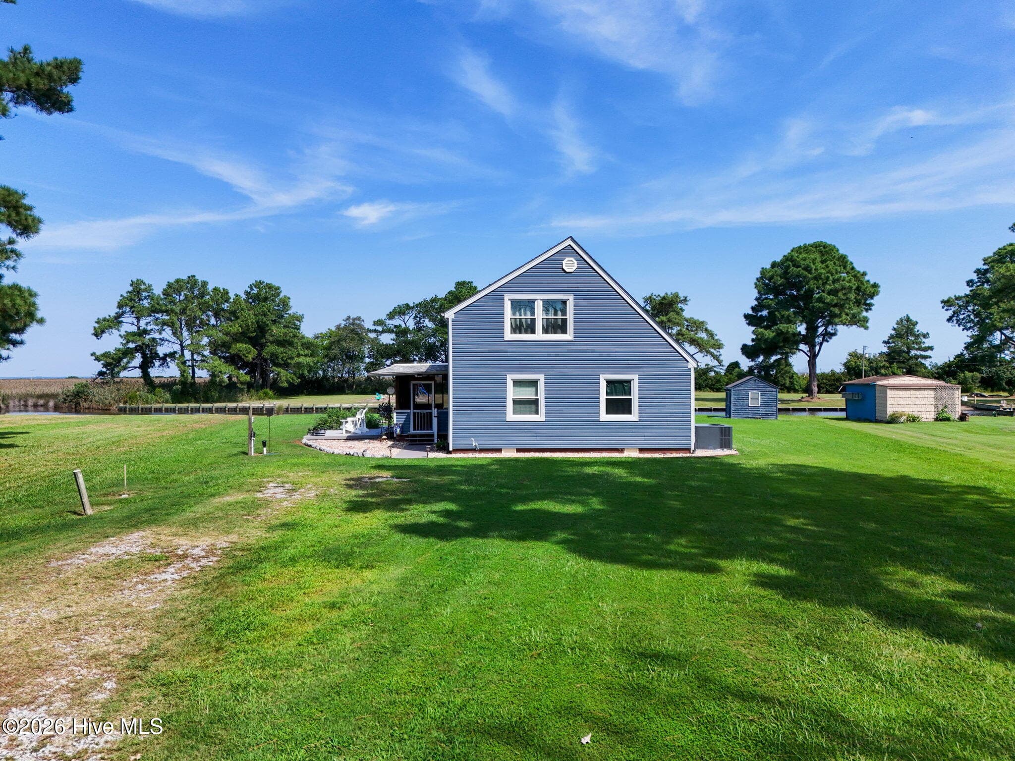 Single Family Residence at 112 Canadian Goose Drive, Currituck, NC 27929, photo 2 of 32