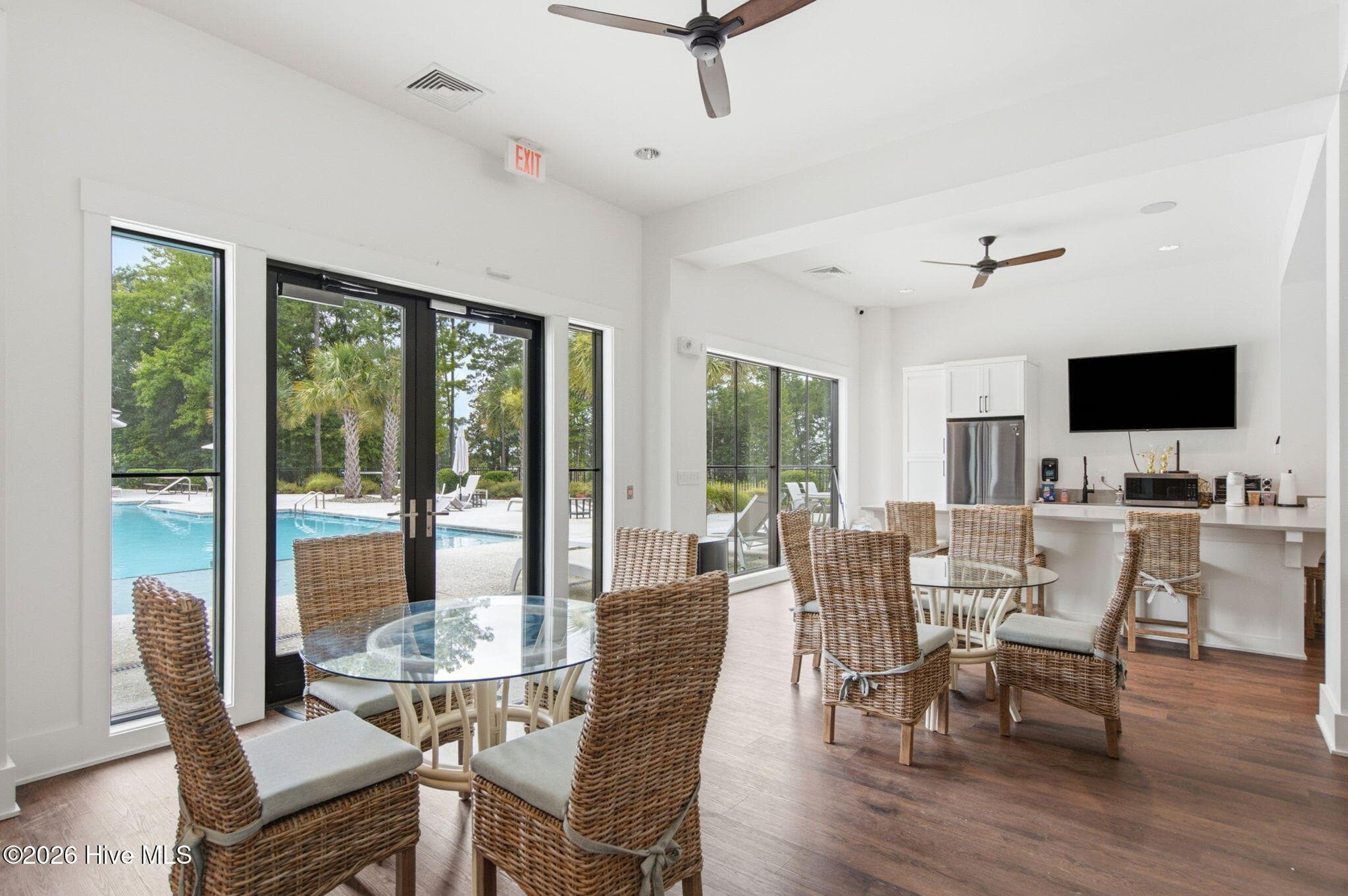 Single Family Residence at 113 Holly Berry Court, Wilmington, NC 28401, photo 2 of 2
