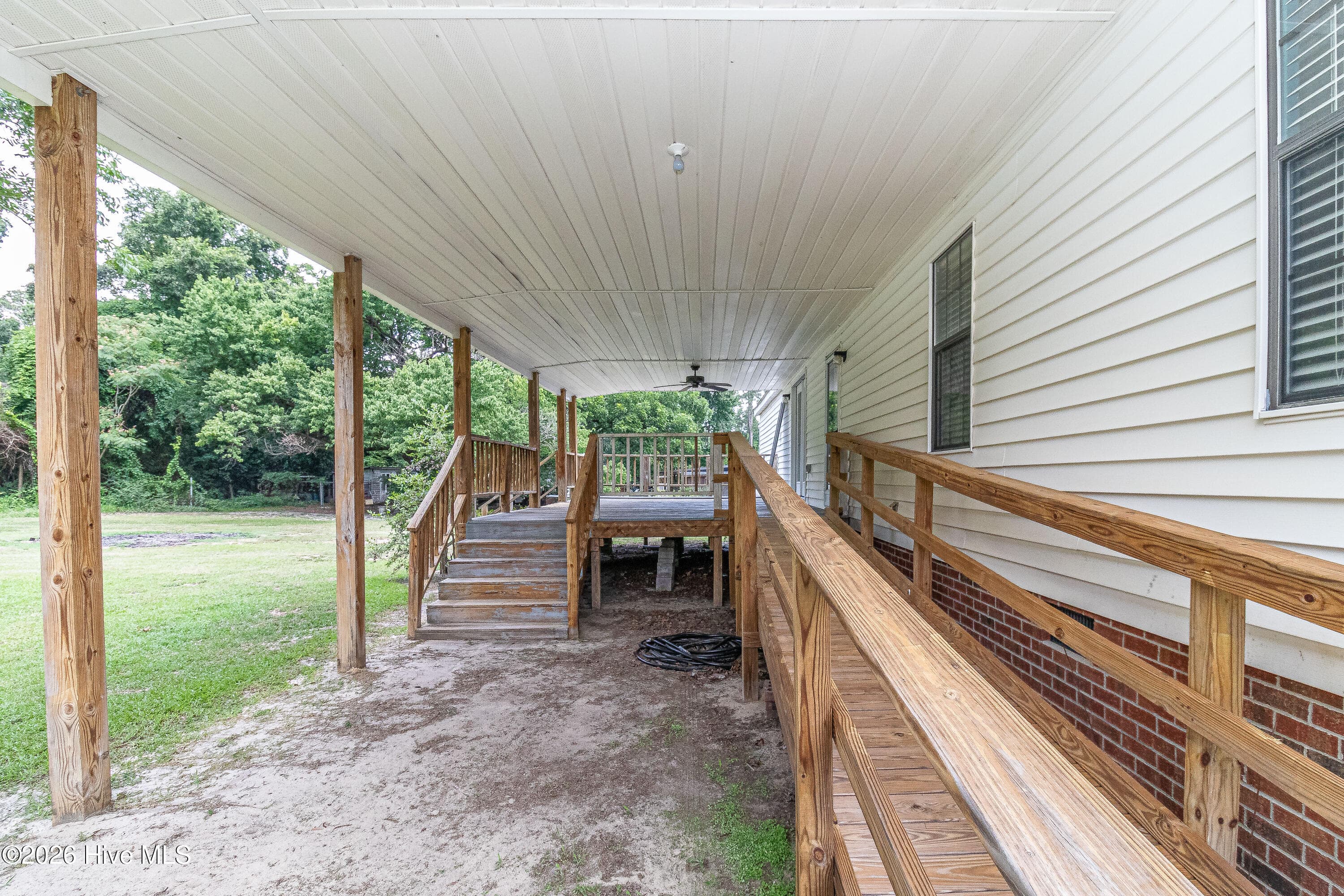Manufactured Home at 389 Black Jack Church Road, Goldsboro, NC 27530, photo 5 of 33