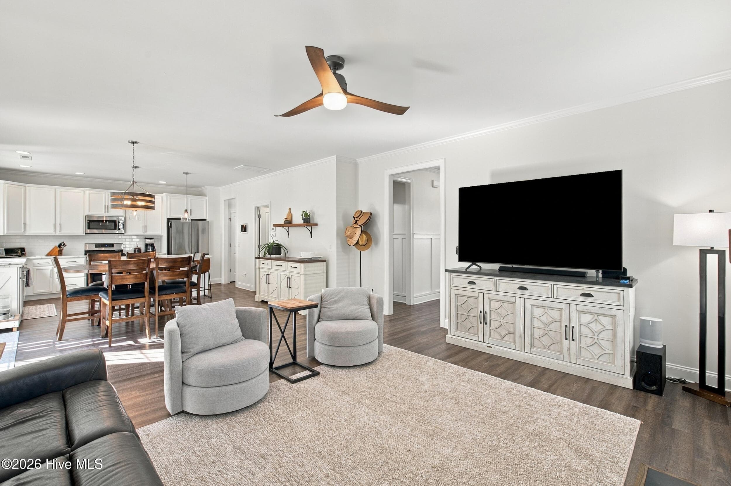 Single Family Residence at 3836 Smooth Water Drive, Castle Hayne, NC 28429, photo 12 of 62
