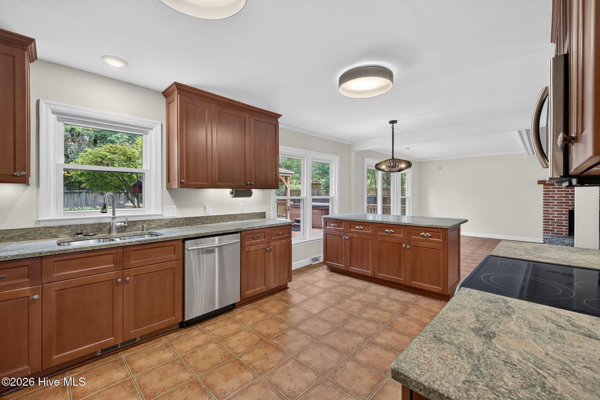 Single Family Residence at 242 Dallas Drive, Wilmington, NC 28405, photo 34 of 56