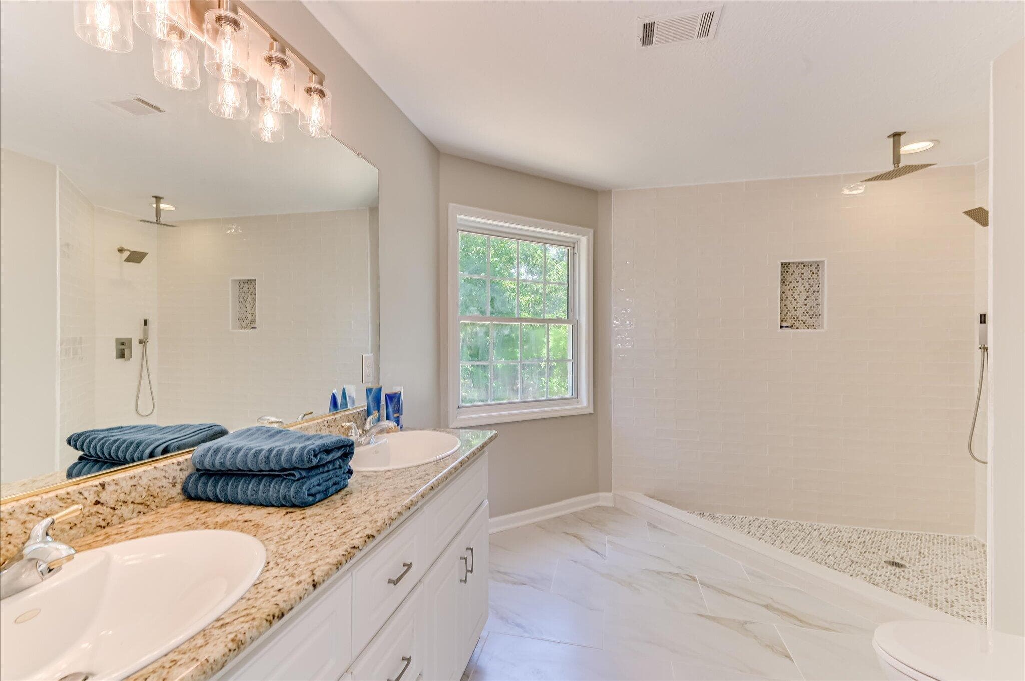 Owners Bathroom - 1154 Water Oak Drive, Lincolnton, GA 30817