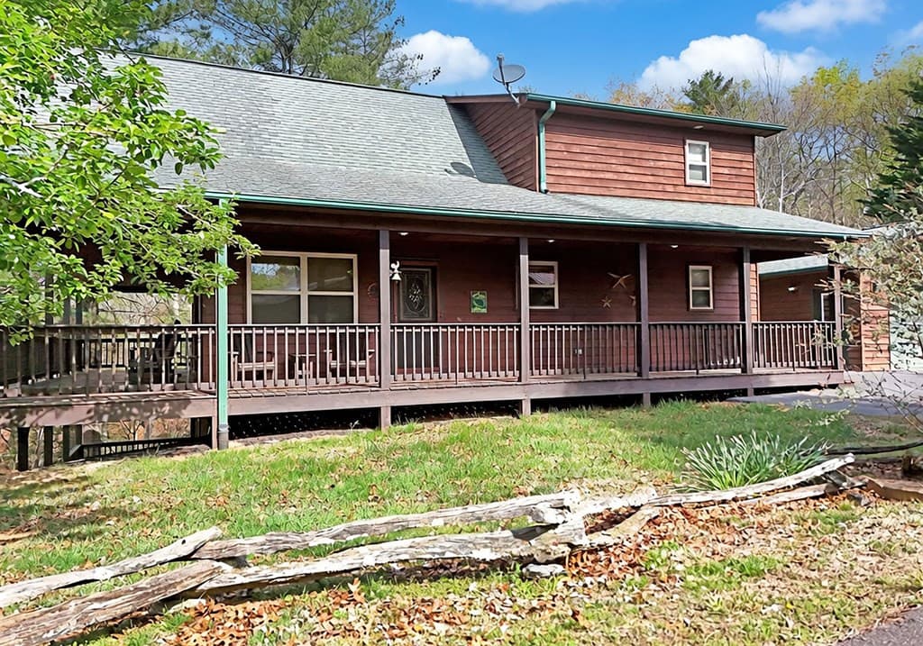 Single Family Residence at 160 Serenity Pointe Drive, Murphy, NC 28906, photo 42 of 48