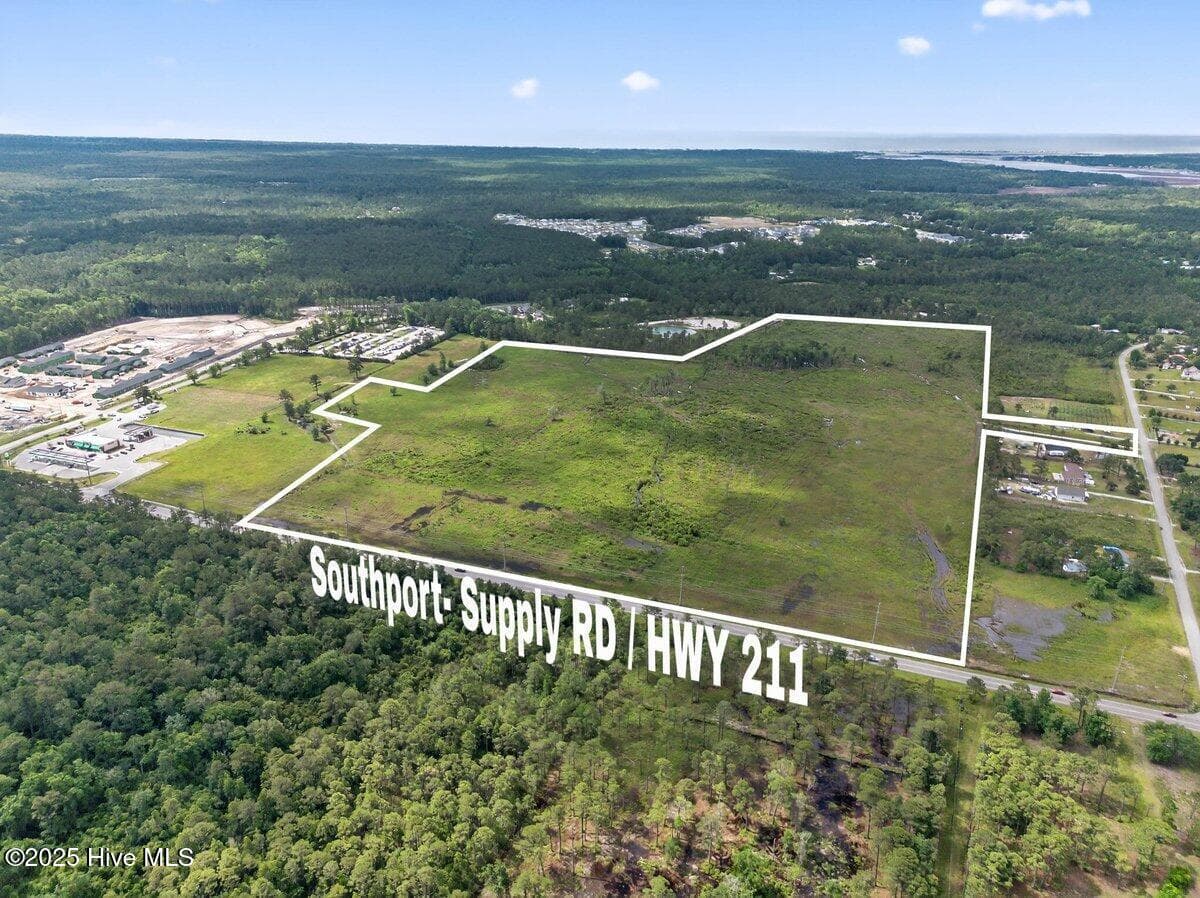 Undeveloped at 1975 Southport Supply Road SE, Bolivia, NC 28422, photo 5 of 8