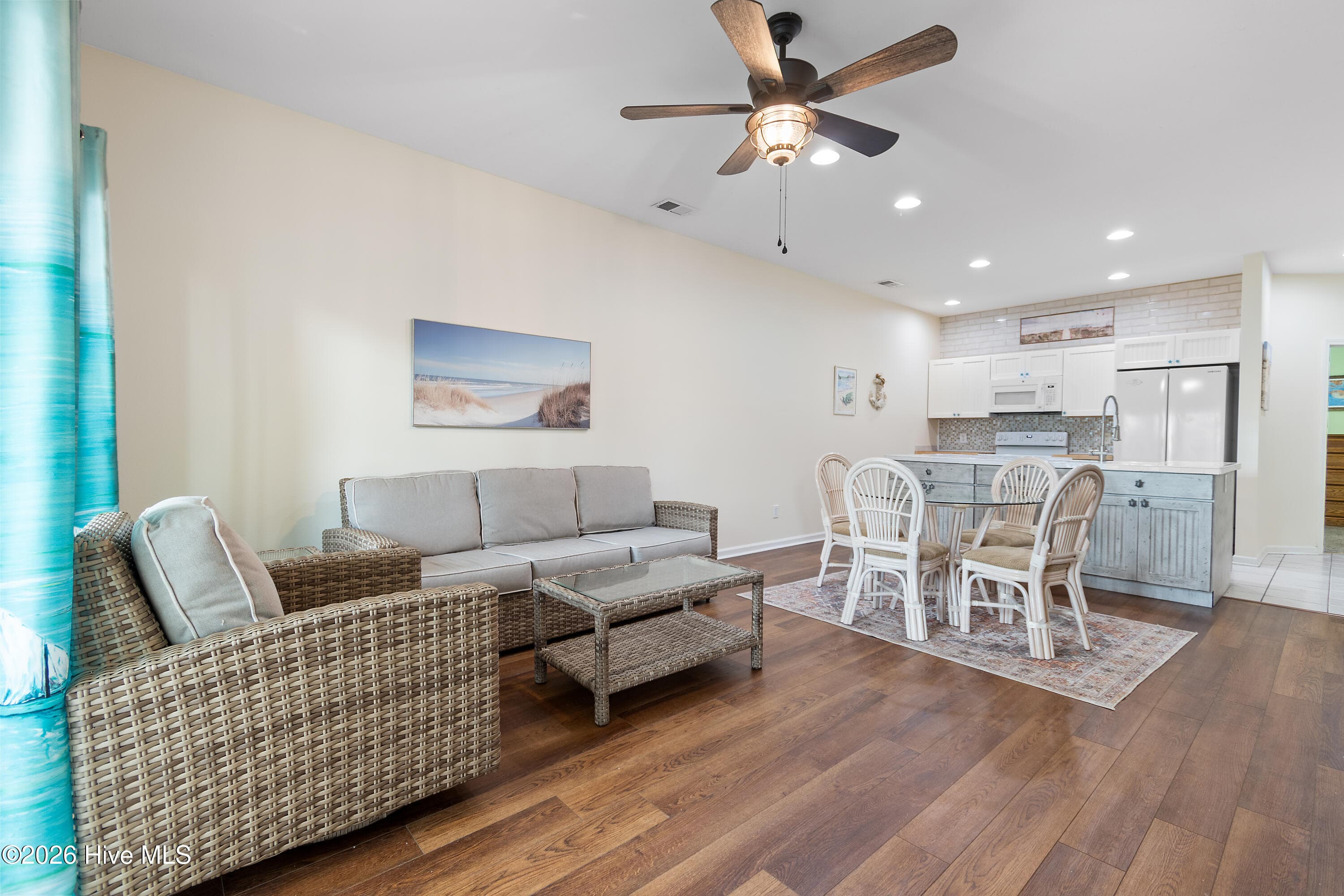 Condominium at 133 Avian Drive Apt 3403, Sunset Beach, NC 28468, photo 5 of 30