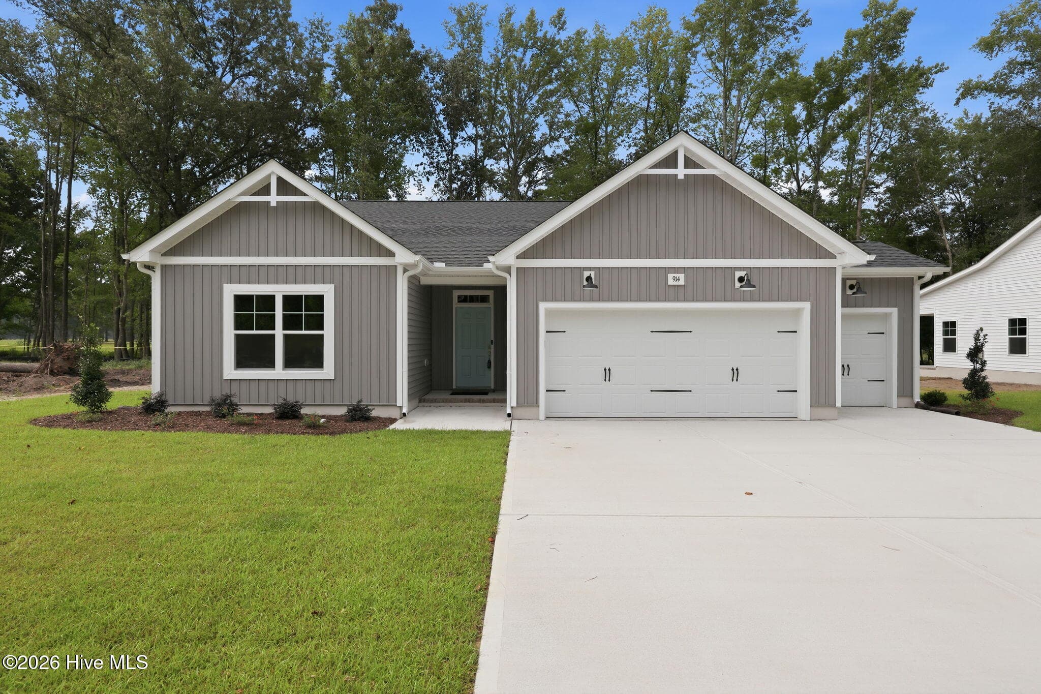 Single Family Residence at 914 Rialto Lane, Ayden, NC 28513, photo 2 of 62