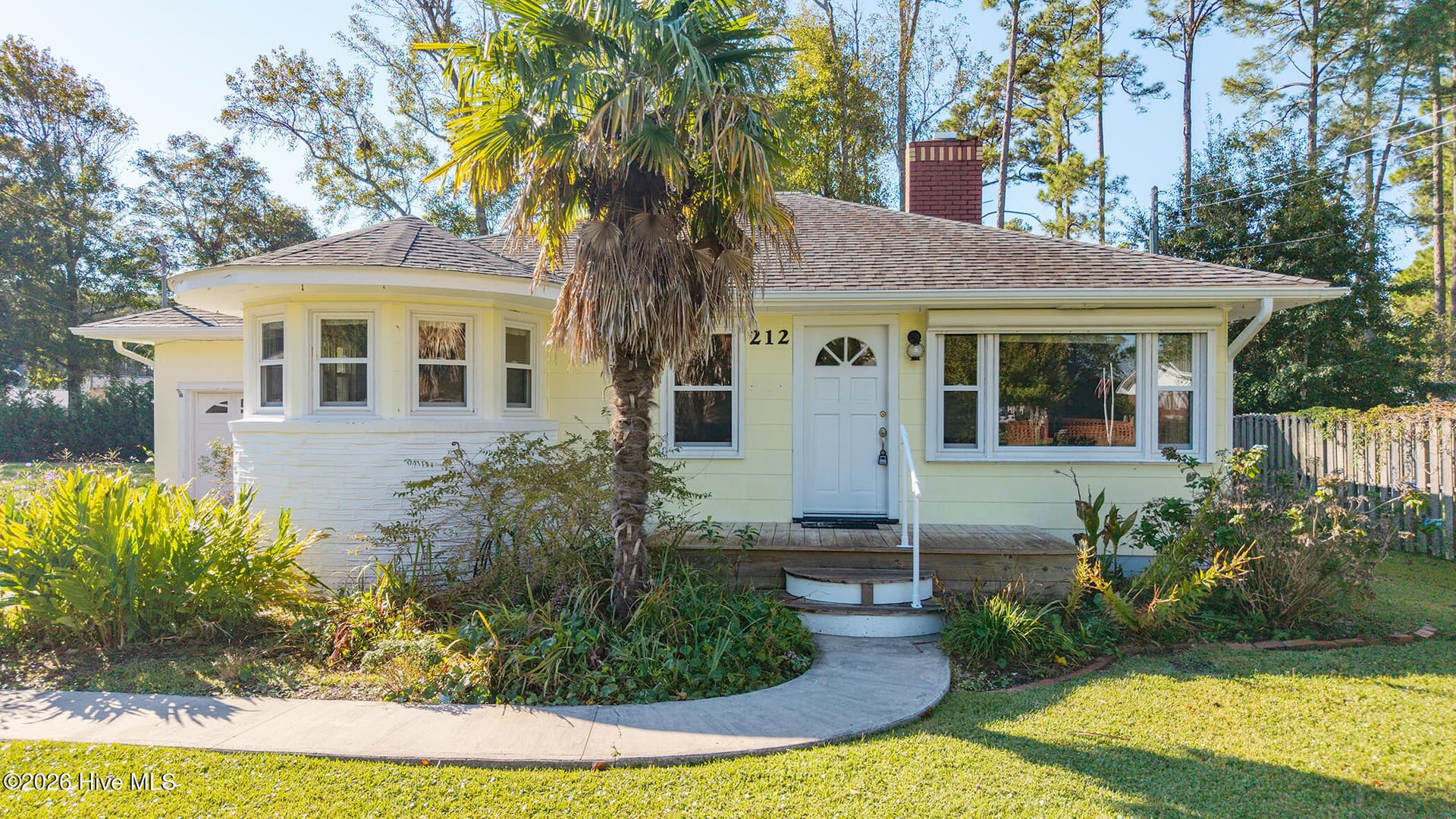 212 George Street, Beaufort, NC 28516