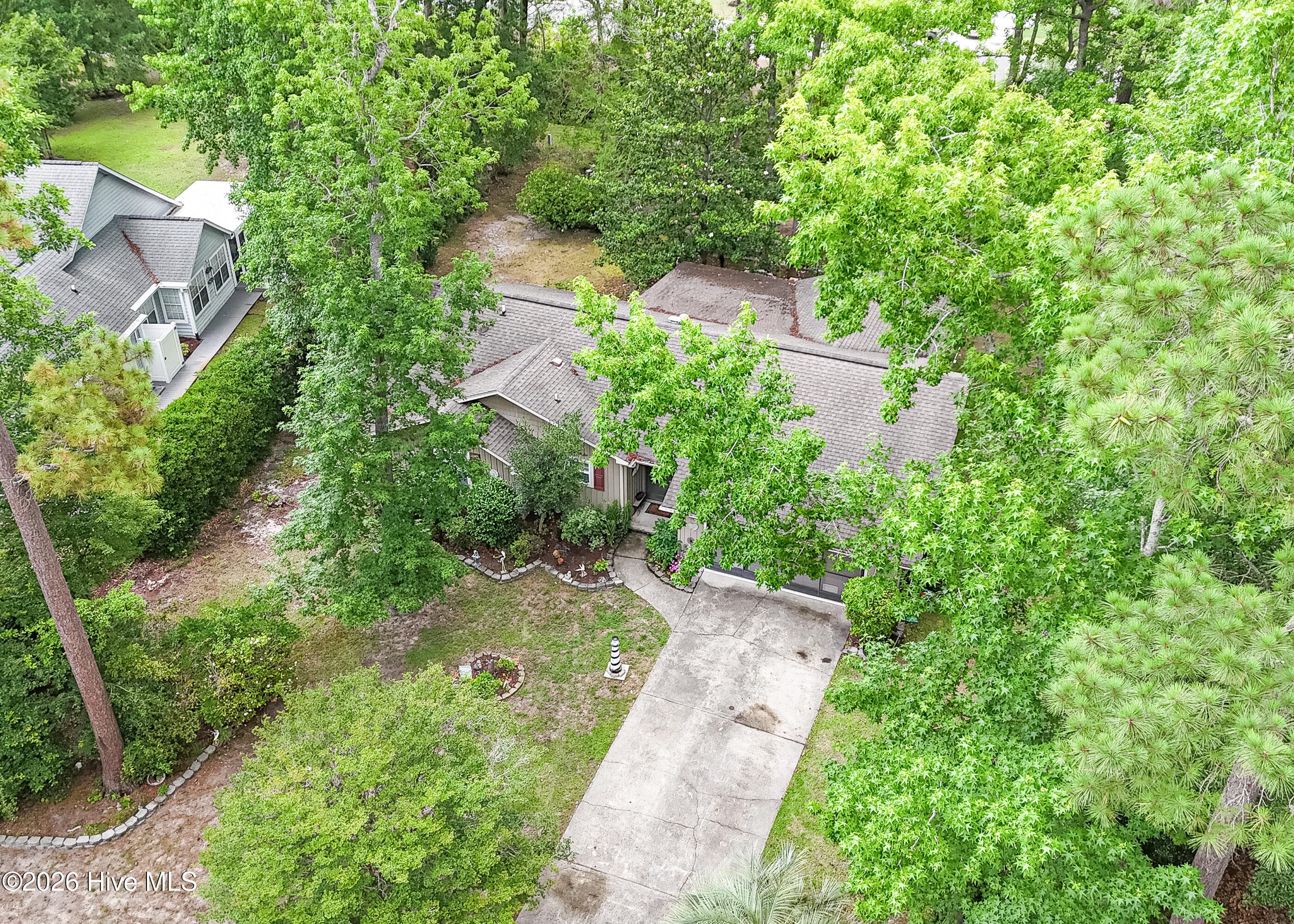 Single Family Residence at 5 Topsail Court, Carolina Shores, NC 28467, photo 33 of 46