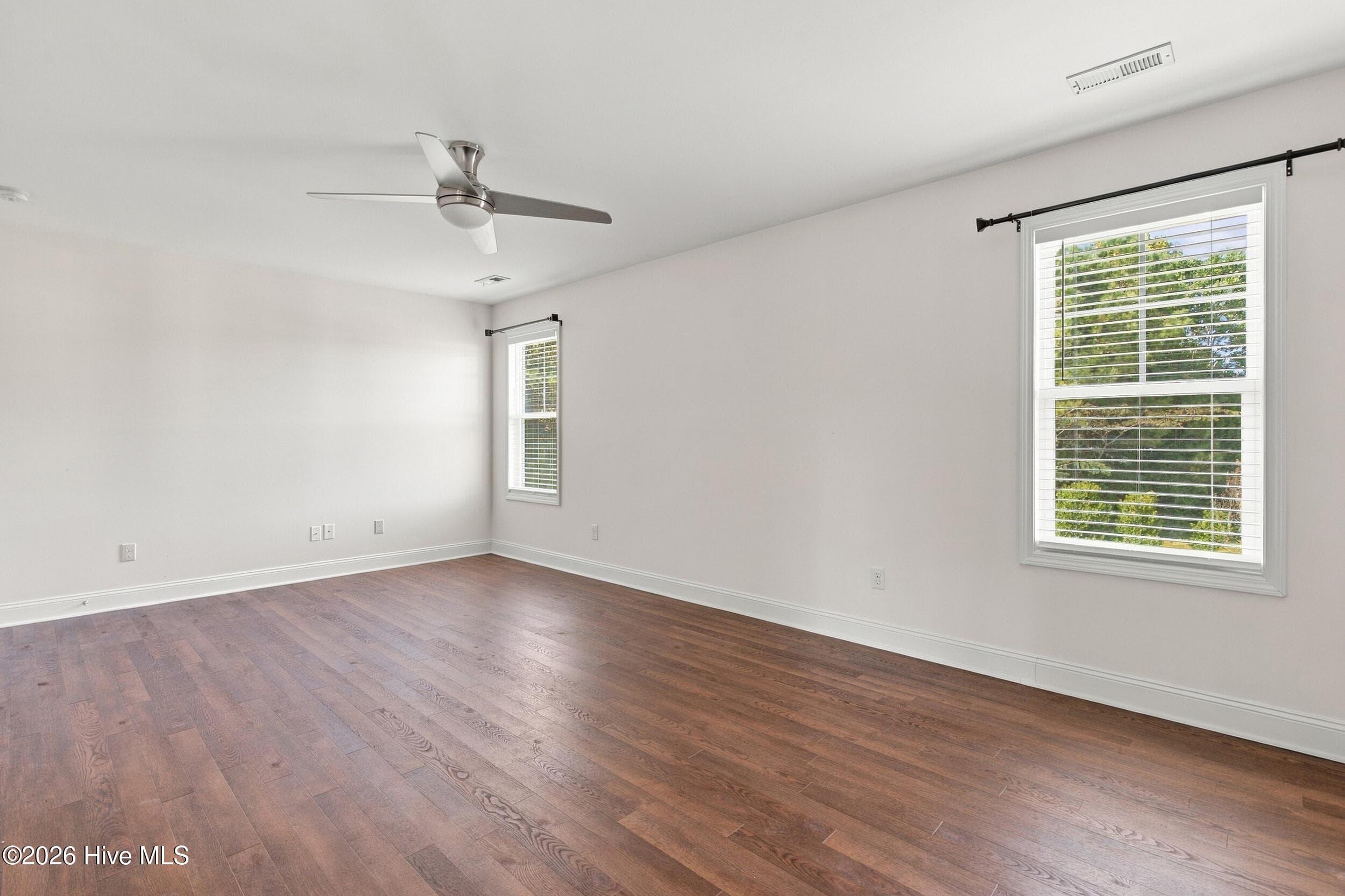 Single Family Residence at 1570 Stones Edge Loop, Wilmington, NC 28405, photo 23 of 64