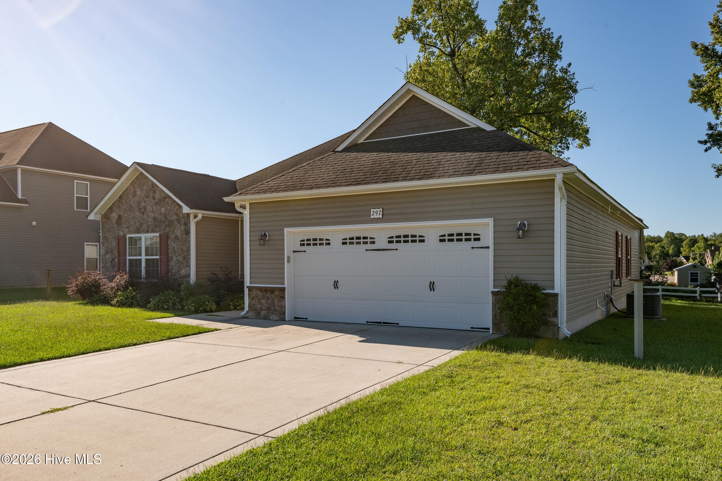 Single Family Residence at 297 Copper Creek Drive, Winterville, NC 28590, photo 8 of 52